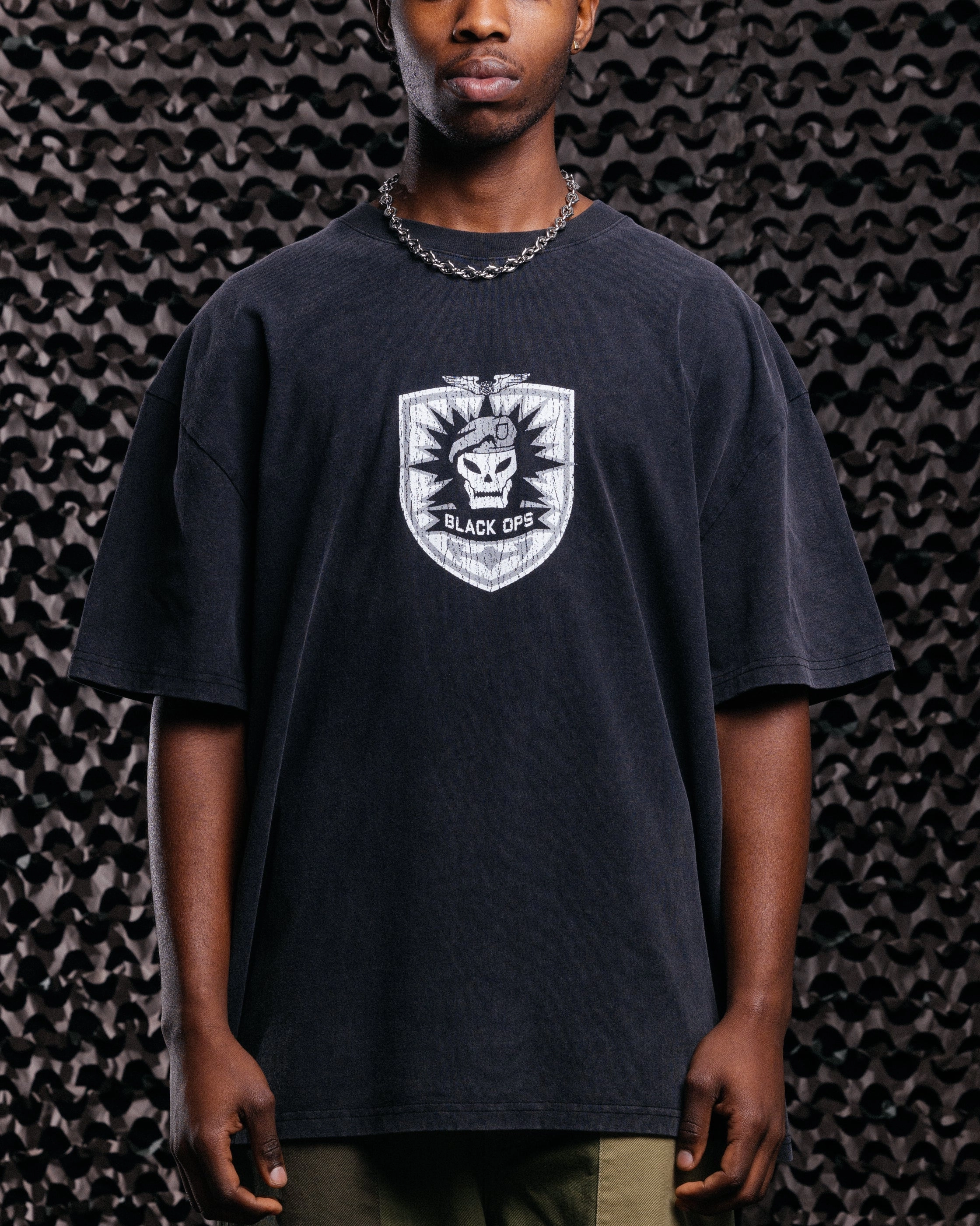 AntiStatic Coating Goat Crew X Call Of Duty Black Ops Vintage T-Shirt Black Acidwash