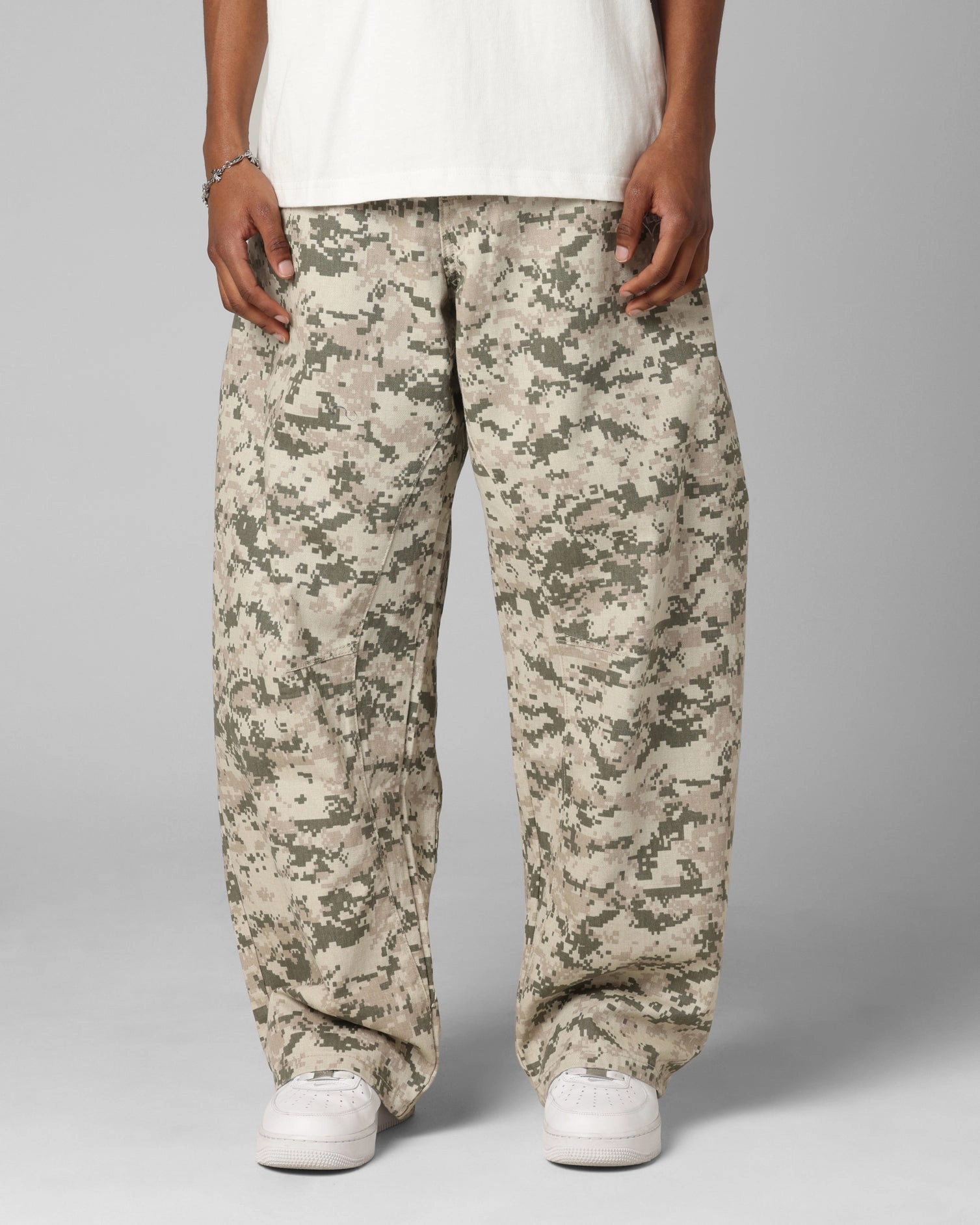 Lightweight Material Layered Comfort Loiter F-16 Balloon Jeans Digi Camo