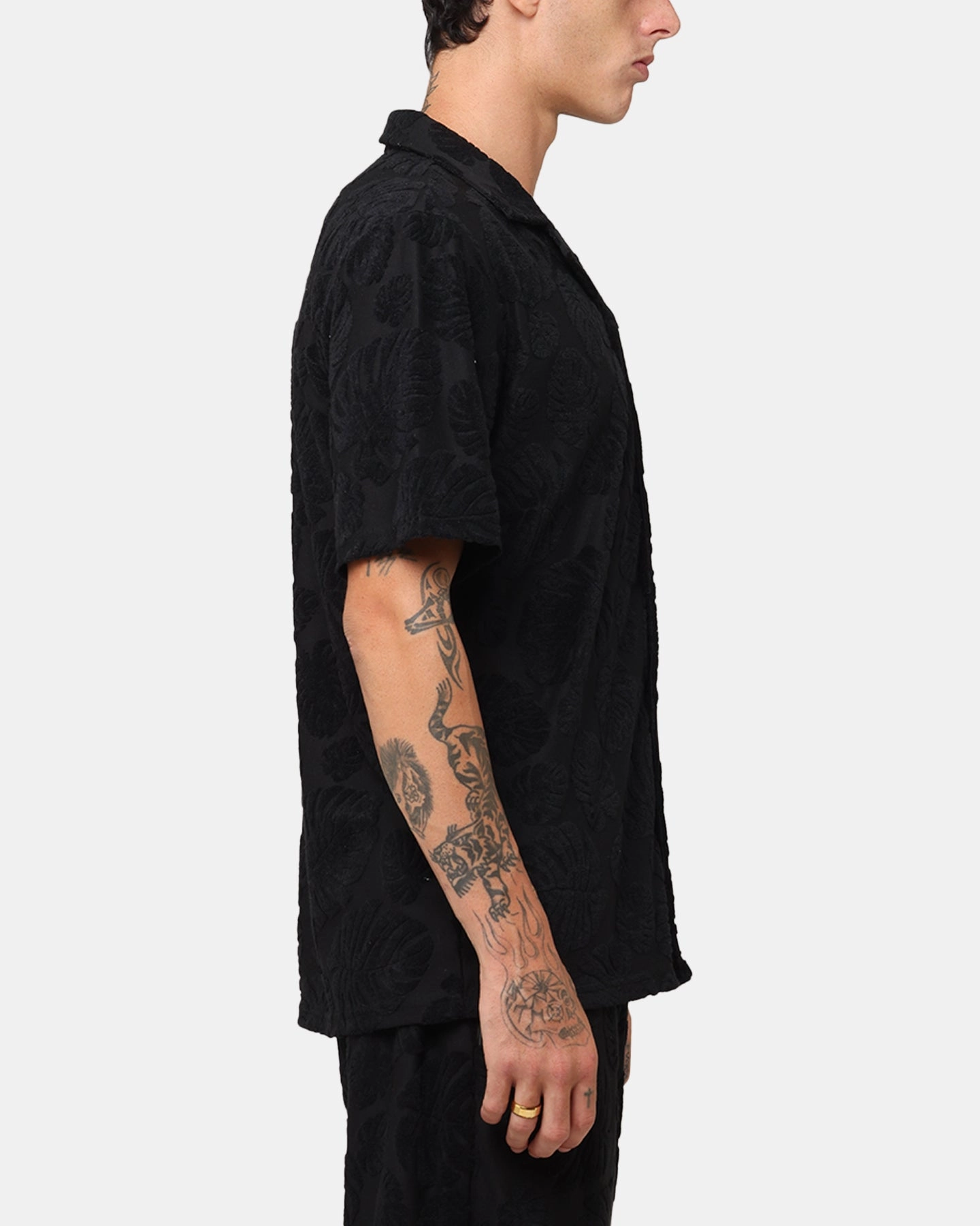XXIII Dark Amazon Button Up Shirt Black QuickDryConstruction AdjustableHemCuffs
