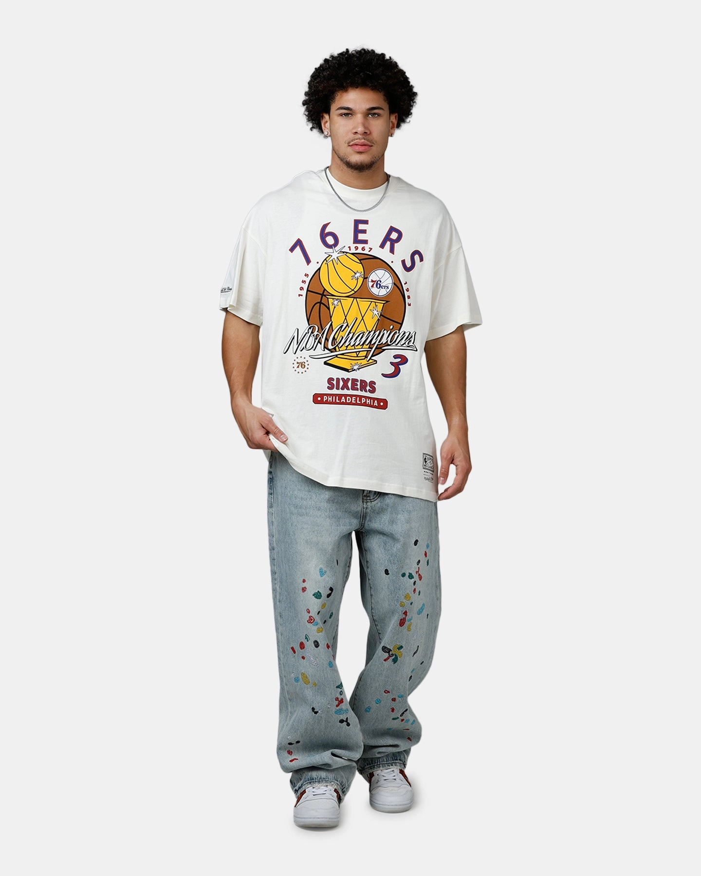 Durable Double Stitching Modular Pocket Layout Mitchell & Ness Philadelphia 76ers Championship Report "Champ Pack" T-Shirt Egret