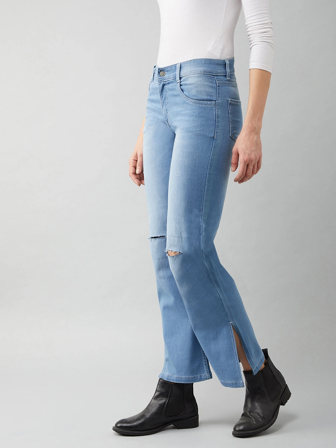 24/7 Comfort Blue Wide-Leg Relaxed Mid-Rise Stretchable Denim Jeans Travel Outfit Chill Outfit Date Night Style Element