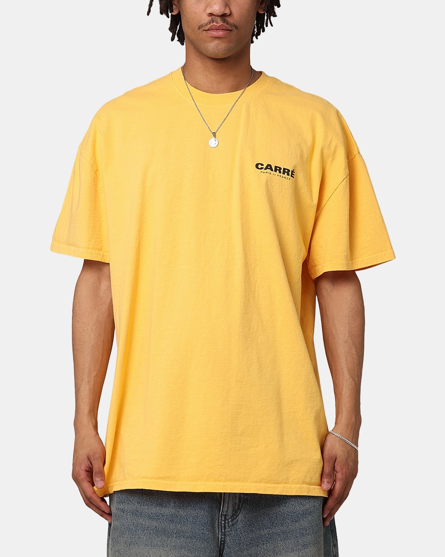 WrinkleFree Weaving RelaxedNeckline Carre Motion T-Shirt Yellow