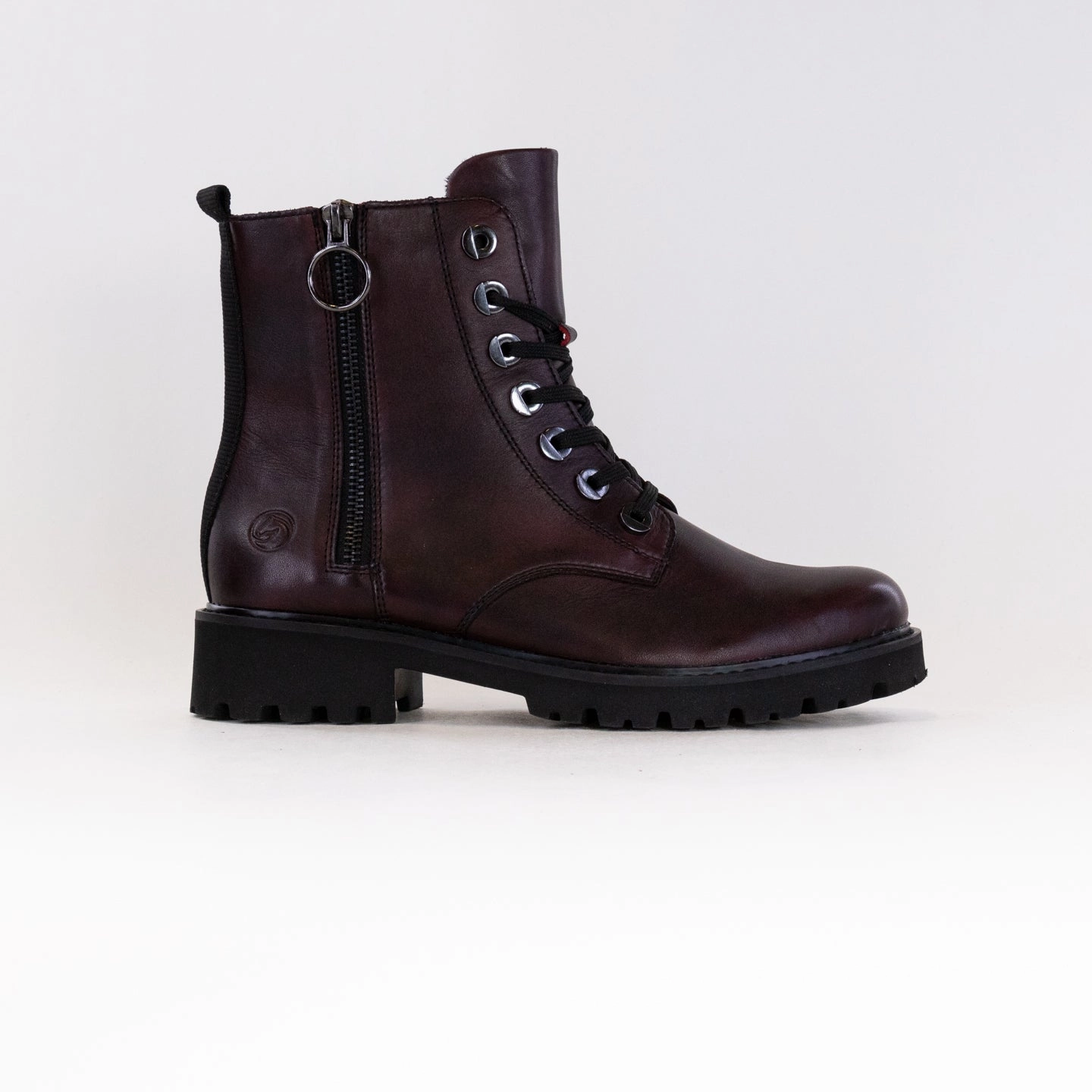 Anti Slip Traction Heavy Duty Remonte Marusha (Women's) - Red