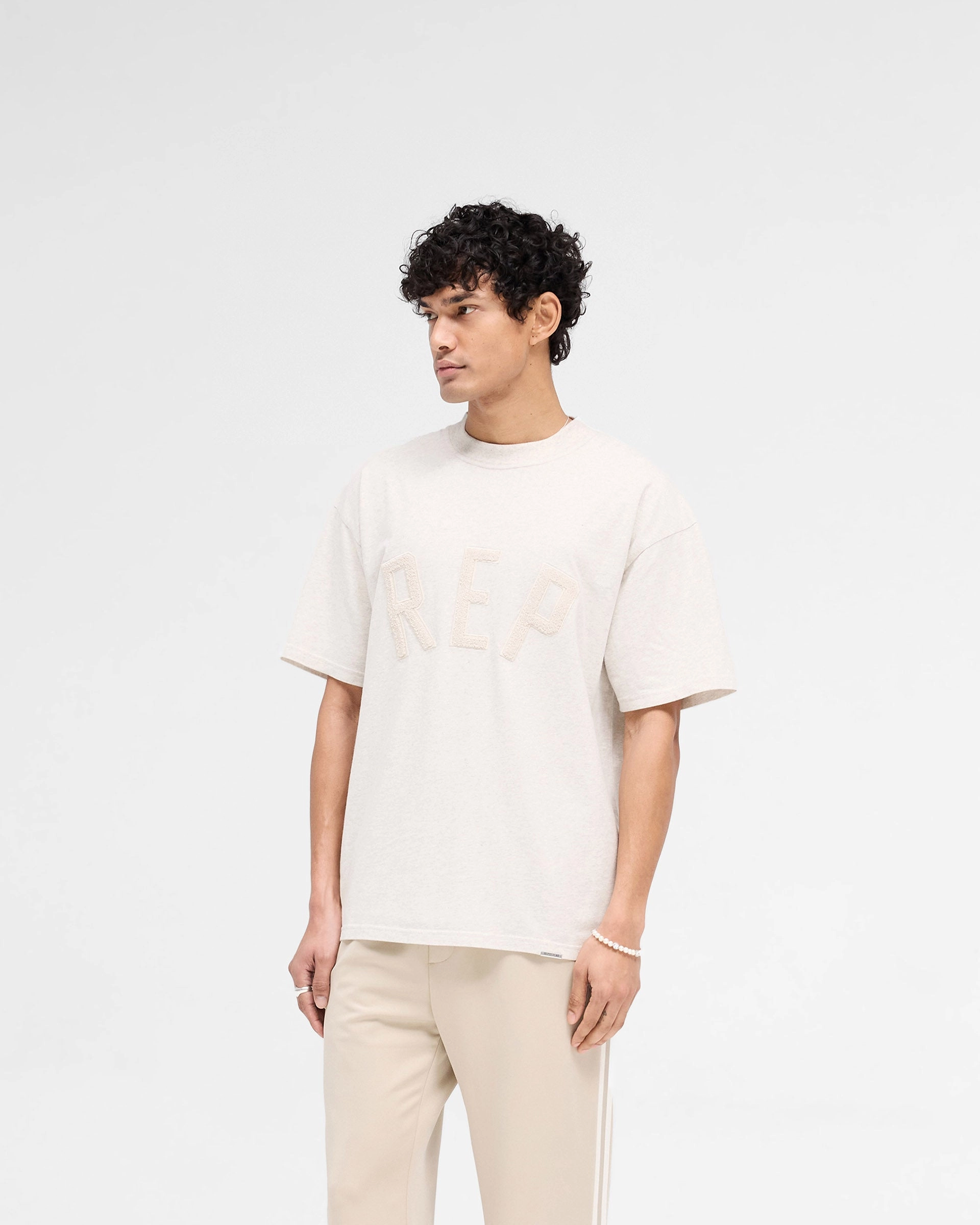 Rep Applique T-Shirt - Cream Marl Travel Style Trend anniversary
