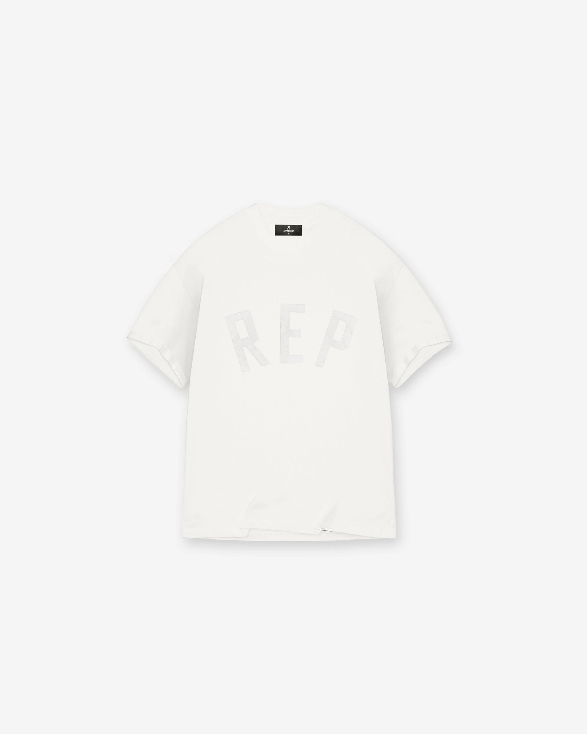 Rep Applique T-Shirt - Flat White Beach relaxation