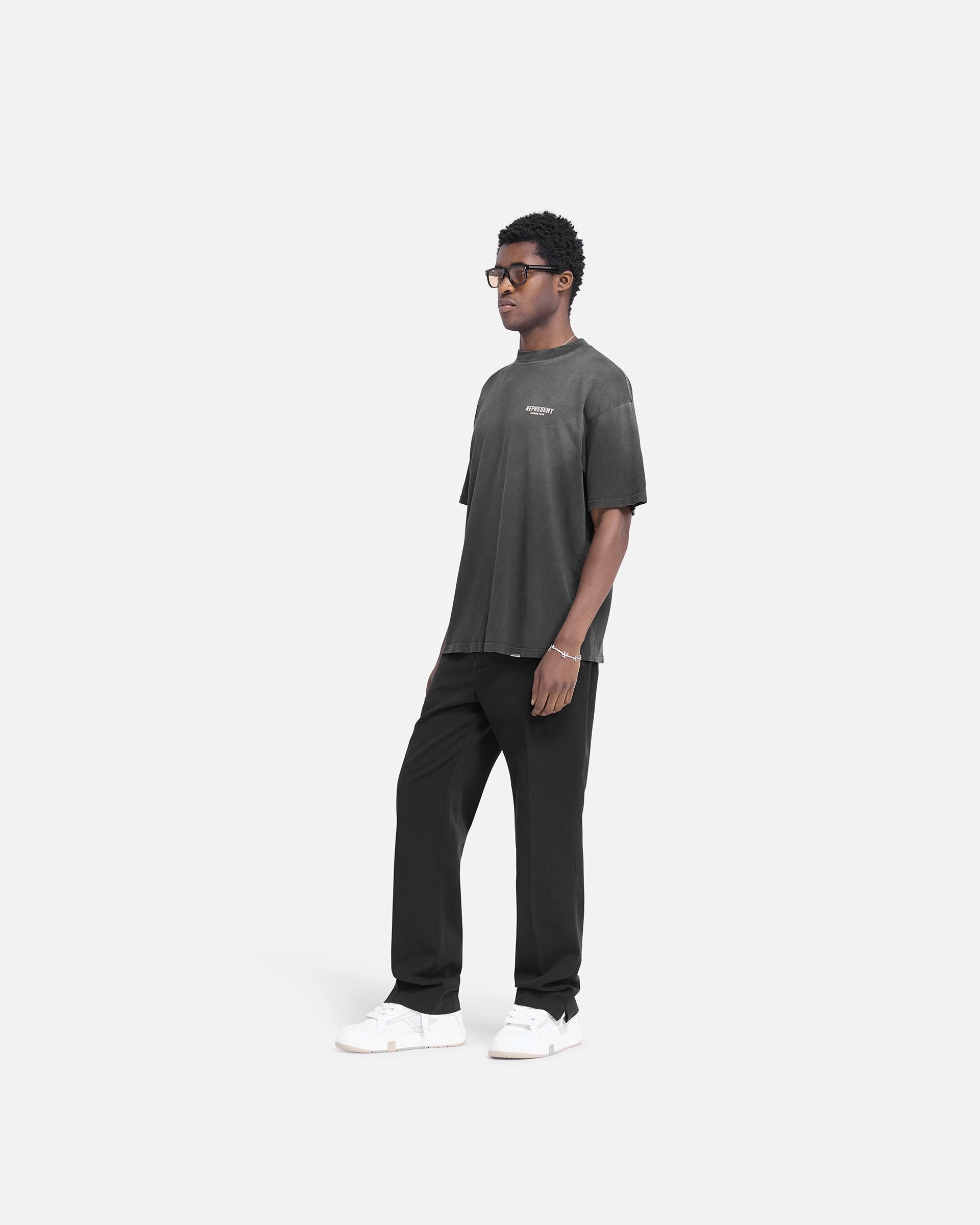 Represent Owners Club T-Shirt - Aged Black Comfy Apparel