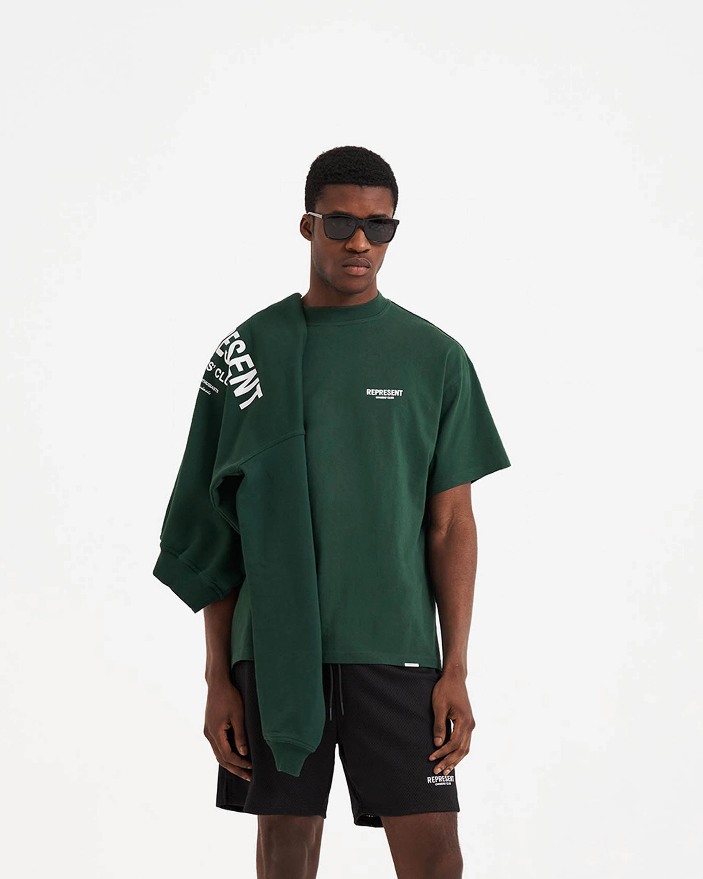Soft and Light Wear Represent Owners Club T-Shirt - Racing Green