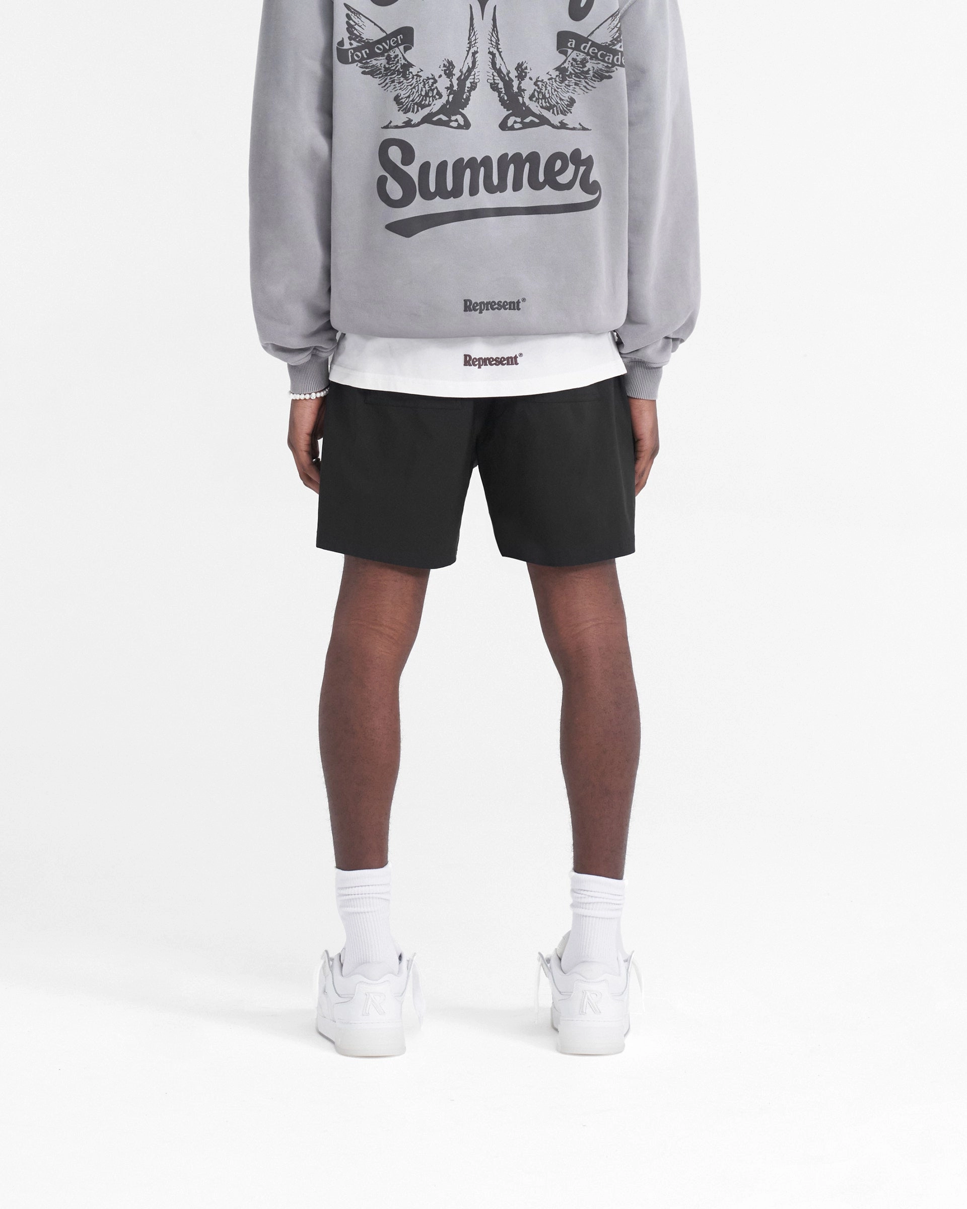 Represent Short - Black Workout Gear Day Fit