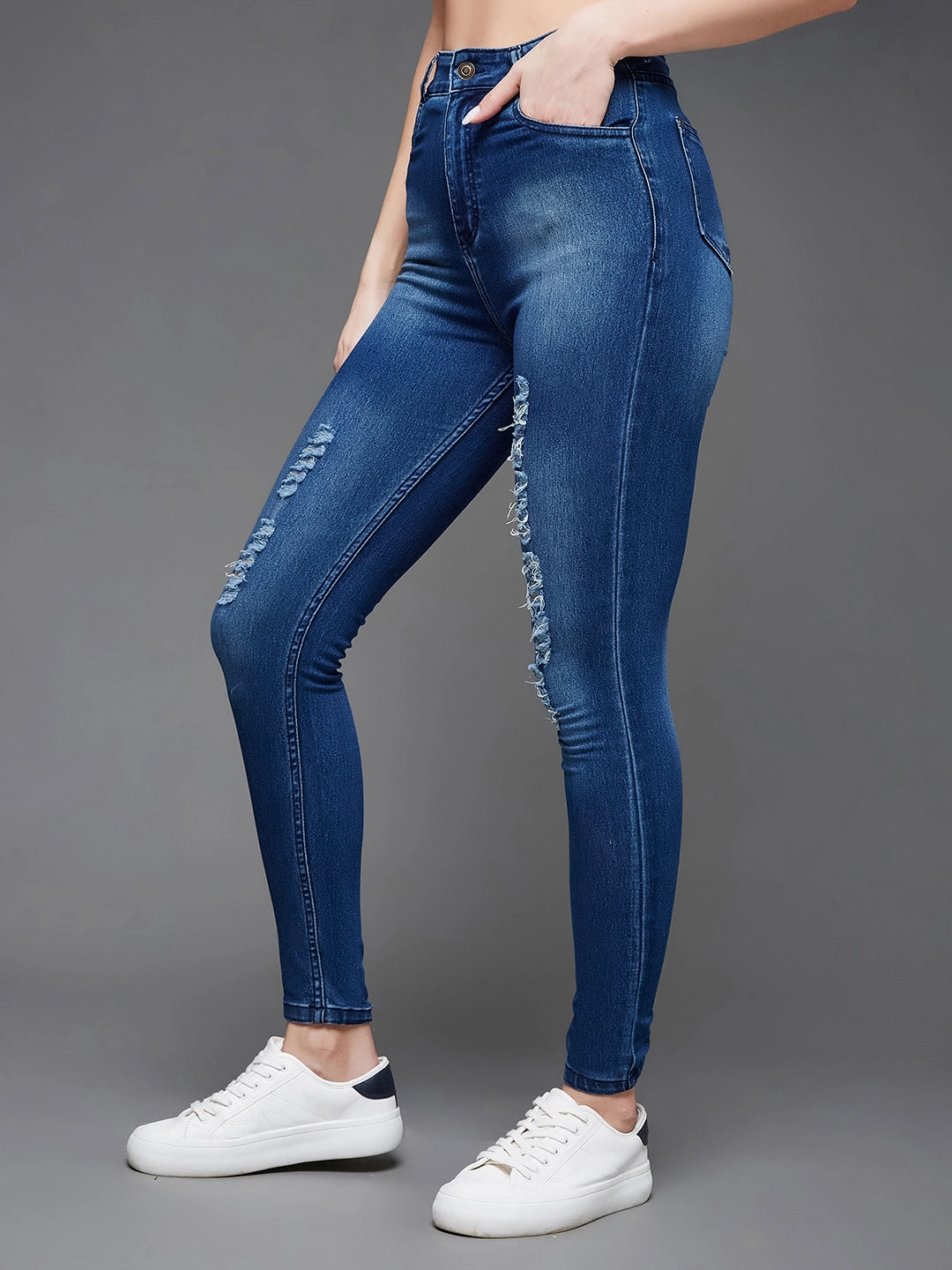 Light Stretch CHASEstretch? Blue Skinny-Fit Mid-Rise Midly-Distressed Ripped Denim Jeans
