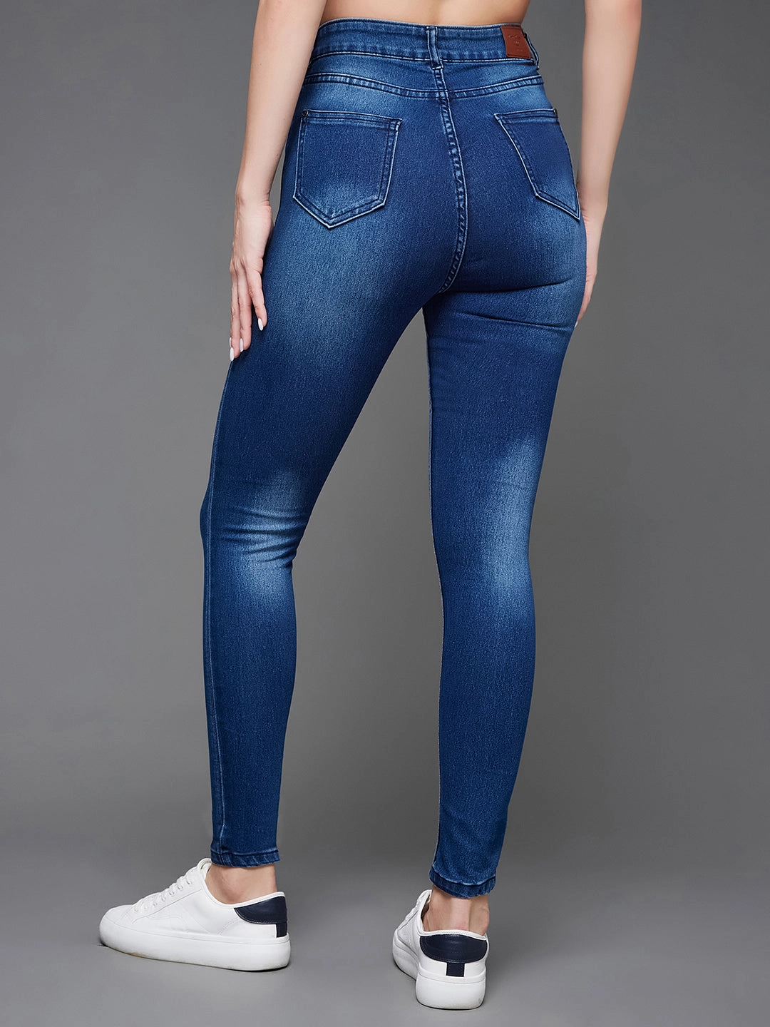 CHASEstretch? Blue Skinny-Fit Mid-Rise Midly-Distressed Ripped Denim Jeans Sandblasted Details