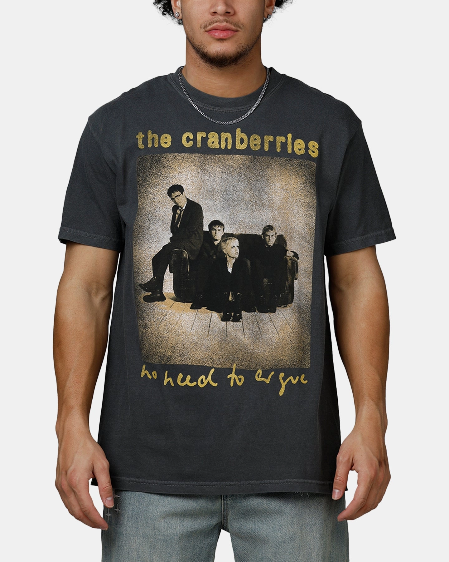 Softened Edges Ripple Cranberries Tour T-Shirt Washed Black