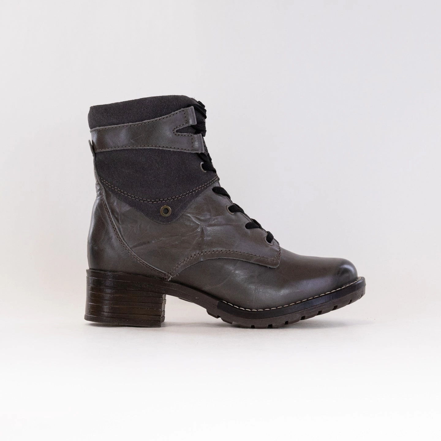 Wide Cut Soft outsole Dromedaris Kara Suede Wide (Women's) - Slate