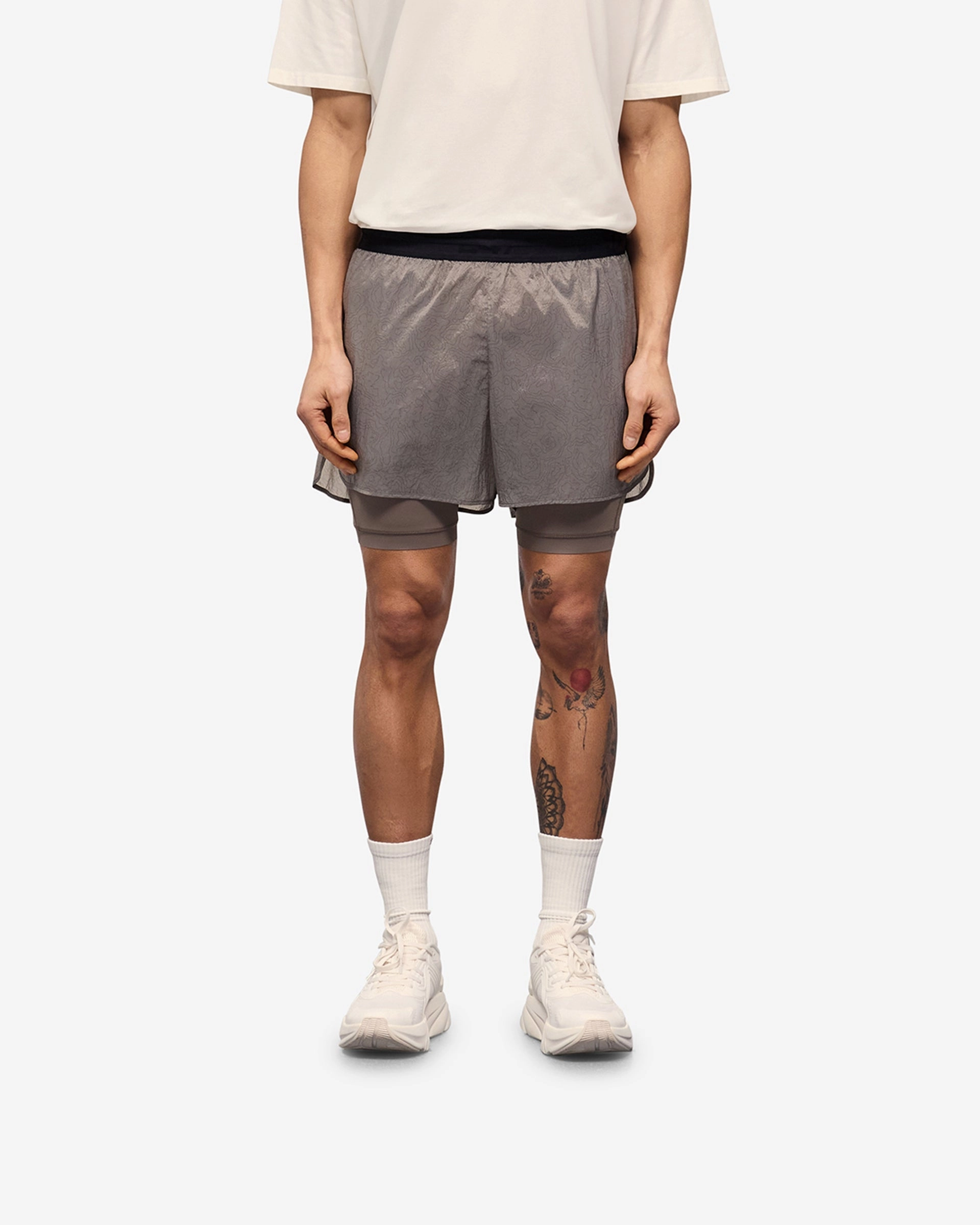 247 Contour 2-In-1 Run Shorts - Pebble Quick design
