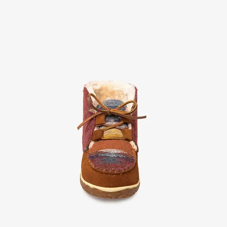 Minnetonka Torrey Wide (Women's) - Brown Multi Subtle Lines