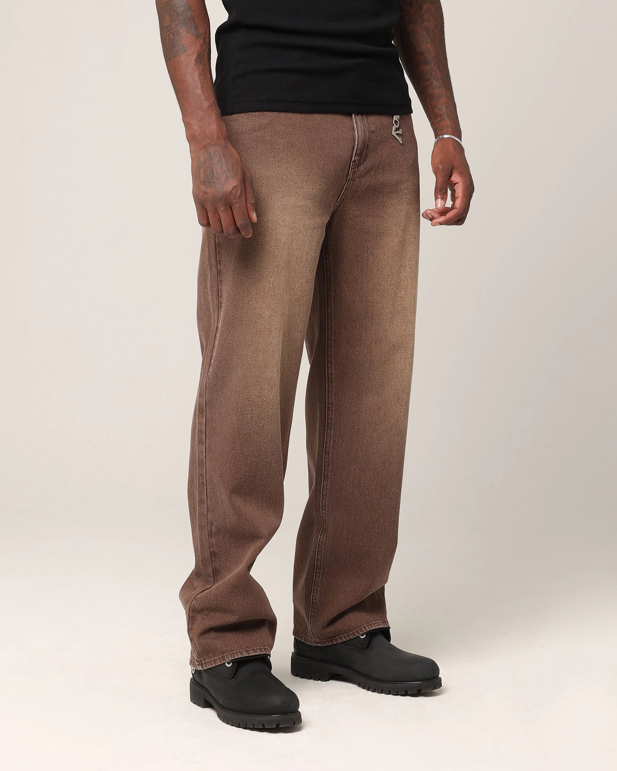 Saint Morta Amethyst Relaxed Jeans Washed Brown Essential Comfort Smart Comfort