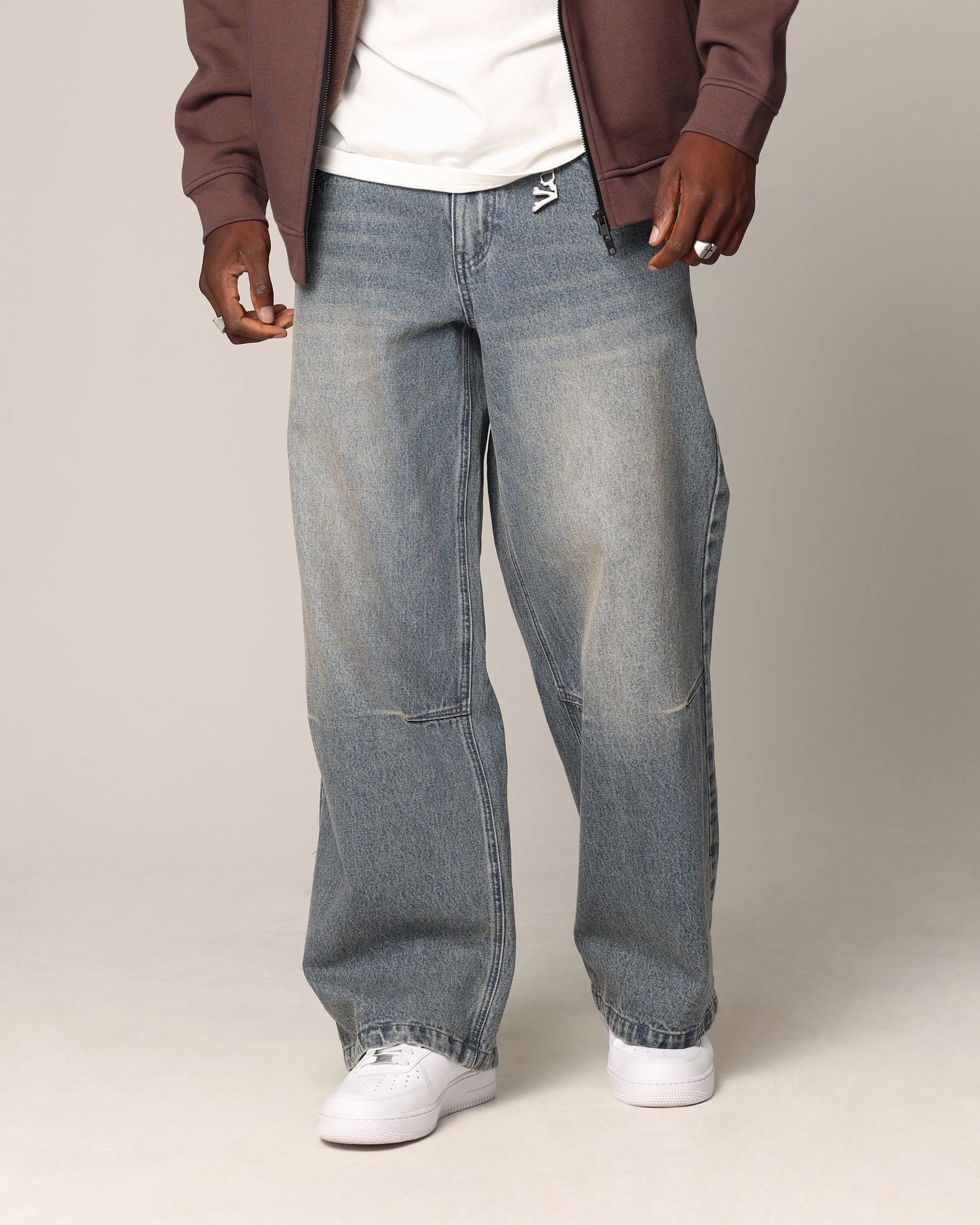 Saint Morta Amplus Jeans Dirty Denim stain resistant coating