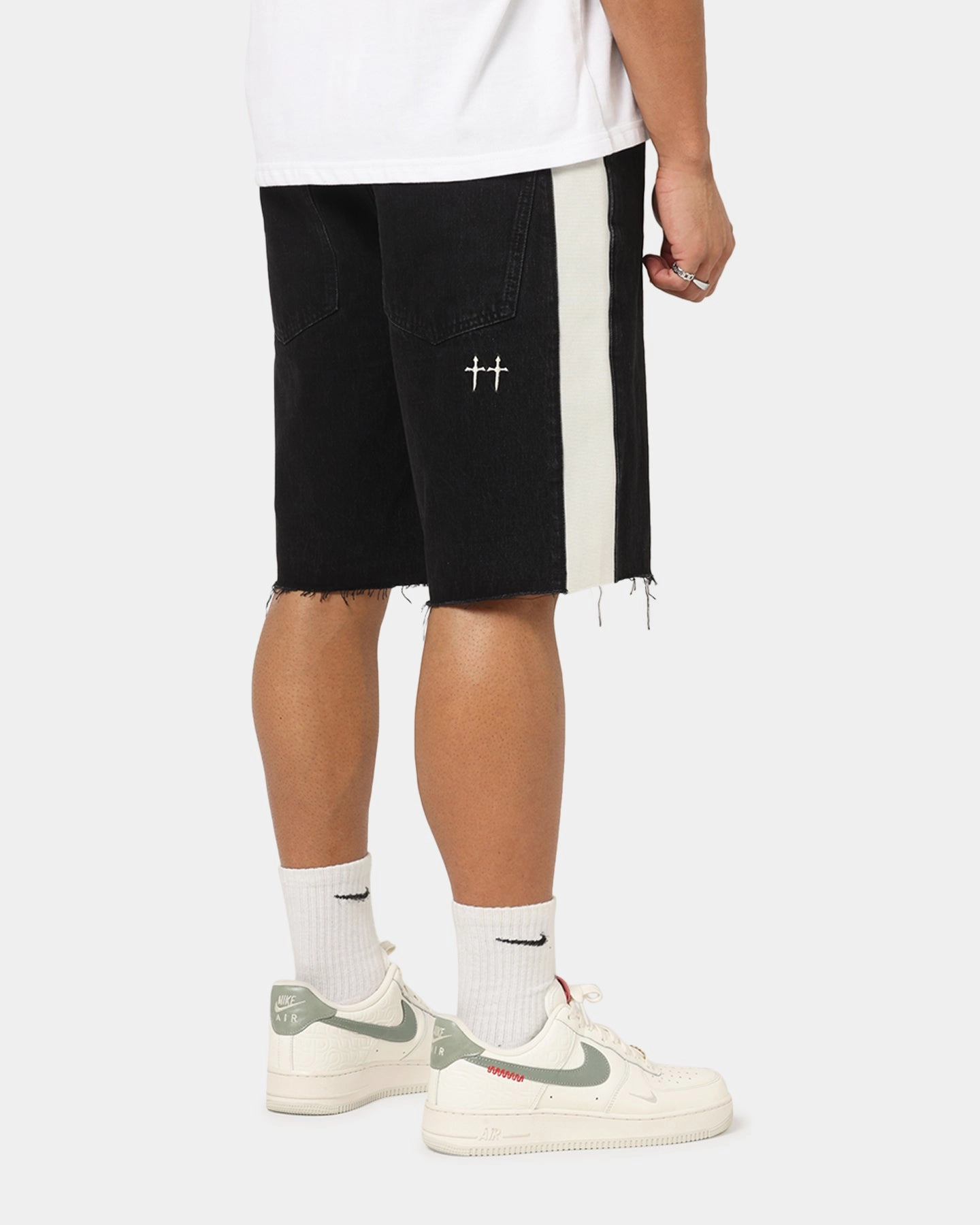 Cozy Touch Saint Morta Amplus Sidewinder Denim Jort Shorts Black/Off White