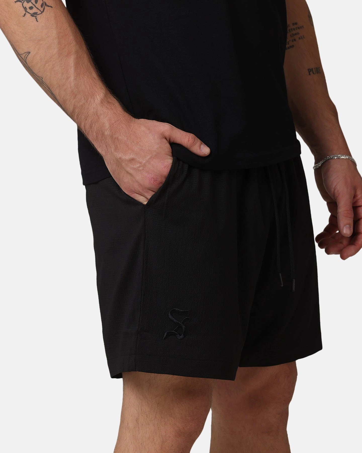 Agile Fit Outdoor Use Saint Morta Gothic Walk Shorts Black