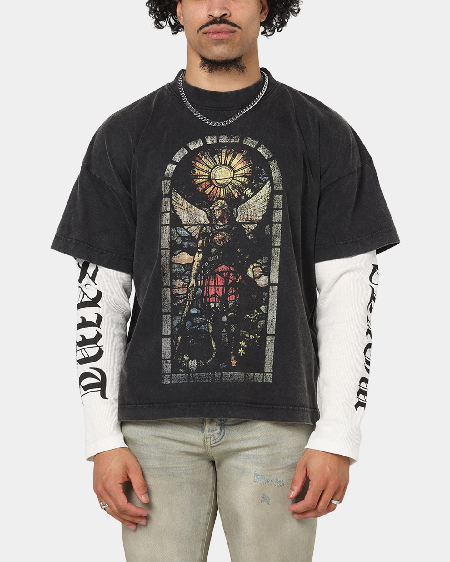 Non Restrictive Collar Saint Morta Kingdomcome Long Sleeve T-Shirt Vintage Black