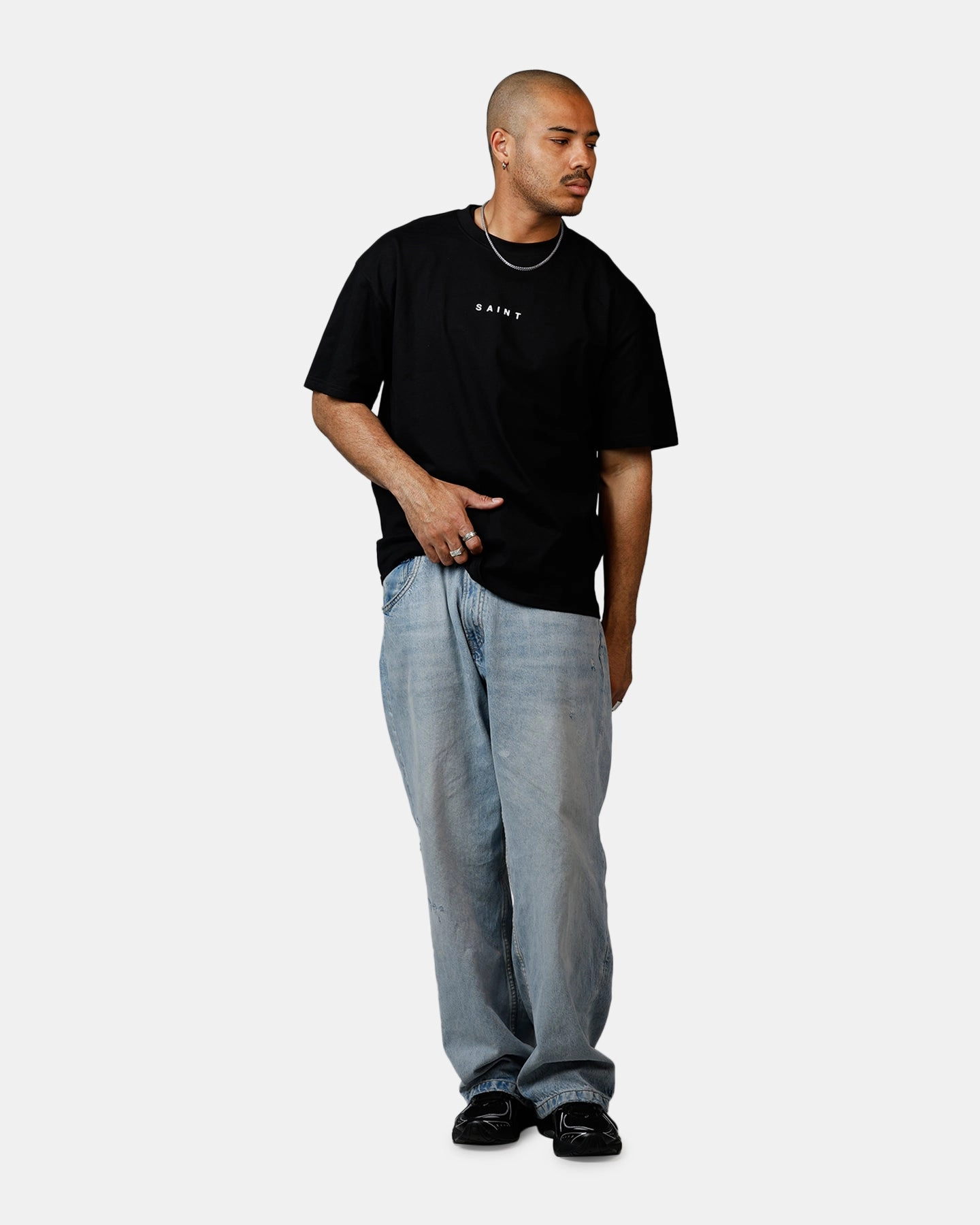 Saint Morta Omise T-Shirt Black Wrinkle Resistant Weave Soft Touch Feel