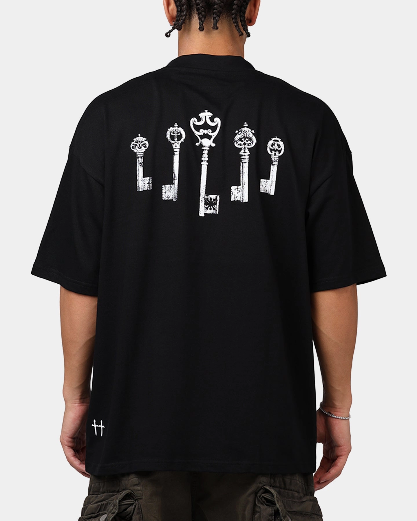 Double Stitched Hems FullCut Shoulder Saint Morta Skeleton Keys T-Shirt Black