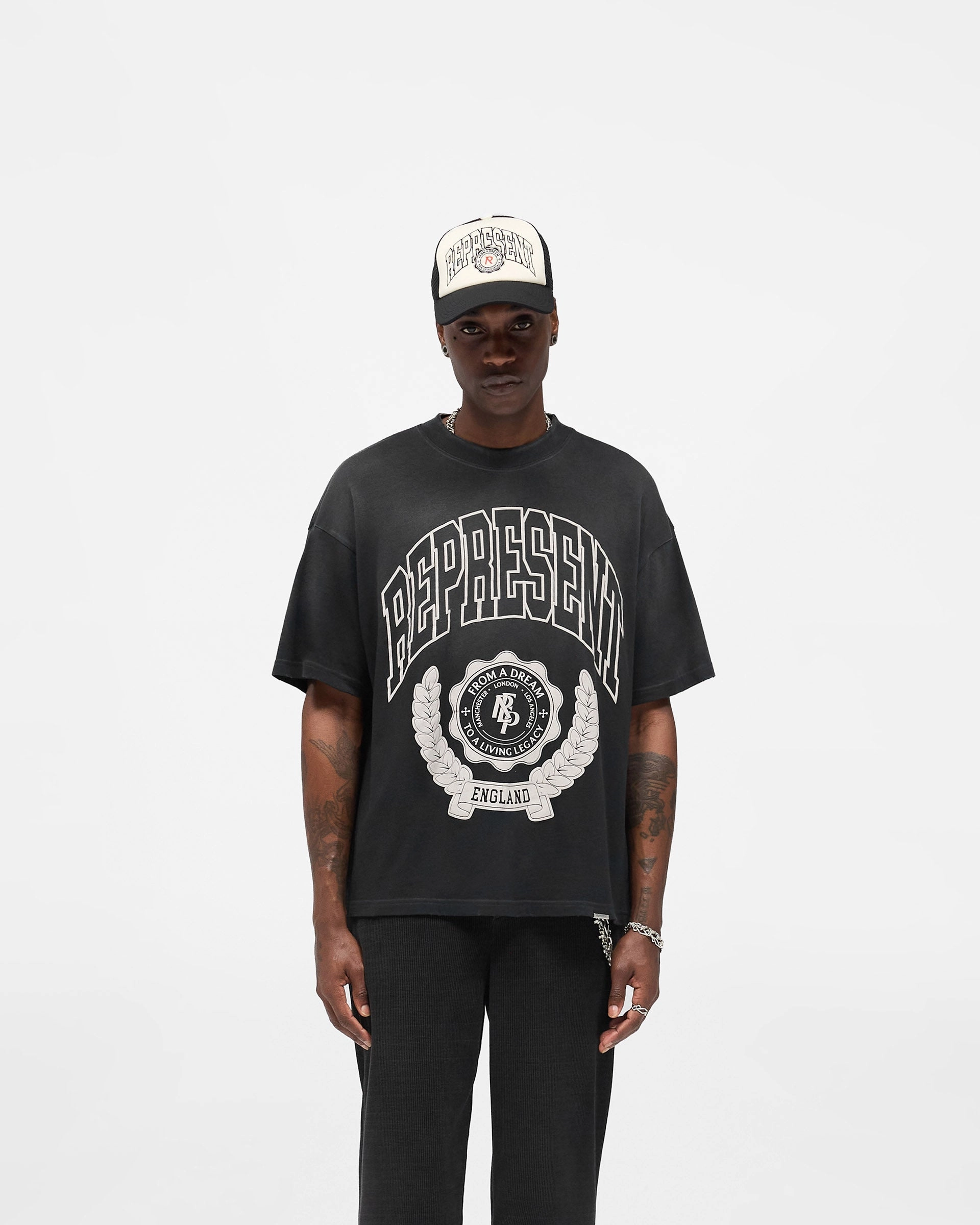 Fit for Everyone Active Look Legacy Crest T-Shirt - Stained Black