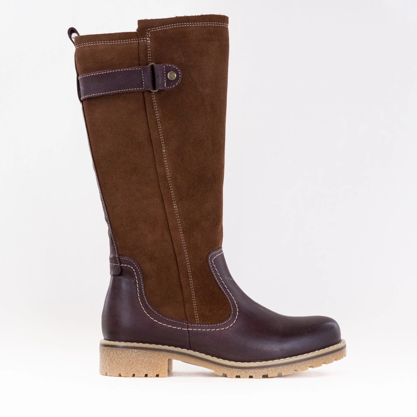 Stable Fit Padded Interior Outdoor Trek Eric Michael Marcella (Women's) - Brown