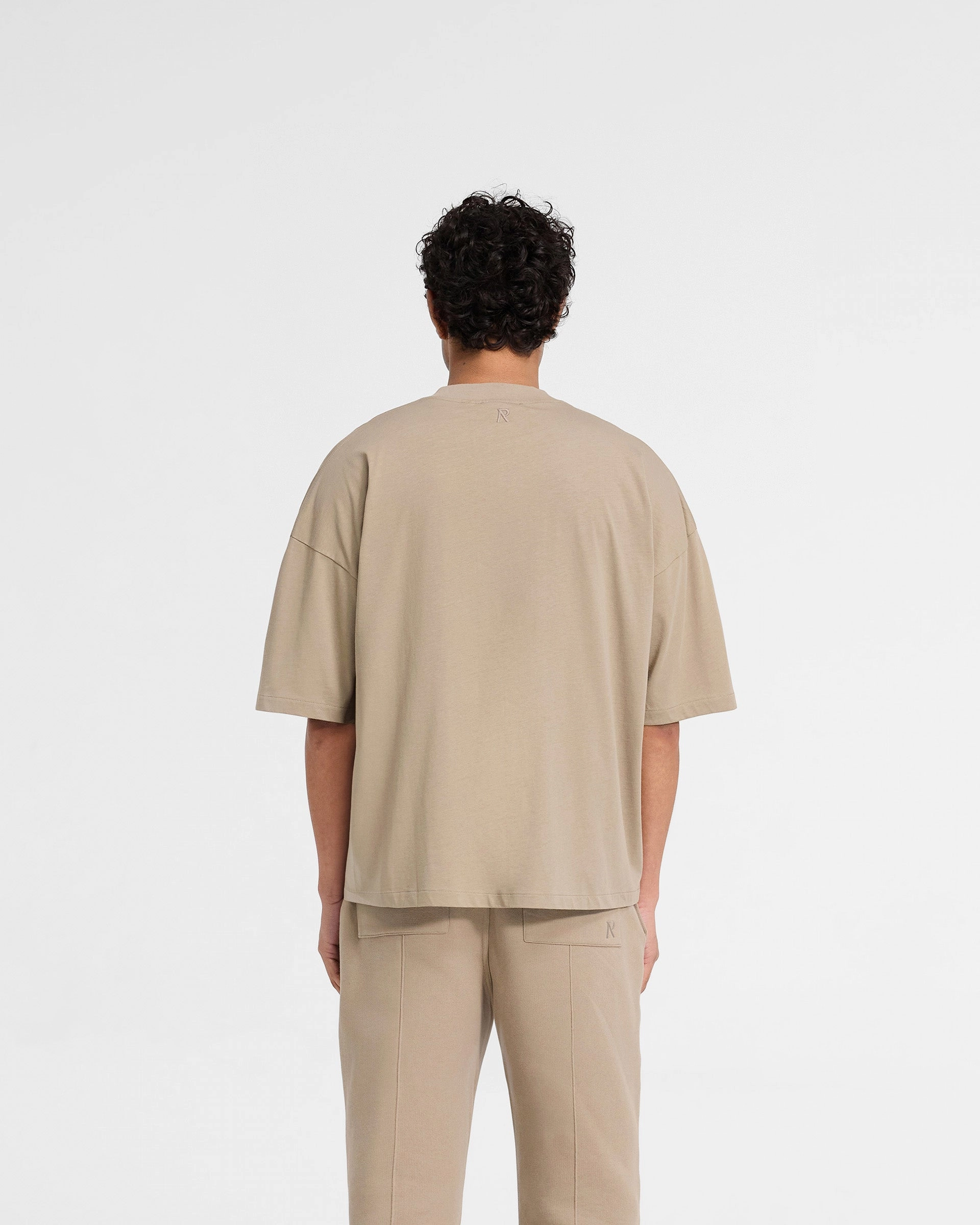 Initial Boxy T-Shirt - Dune Essential Fit Soft Finish
