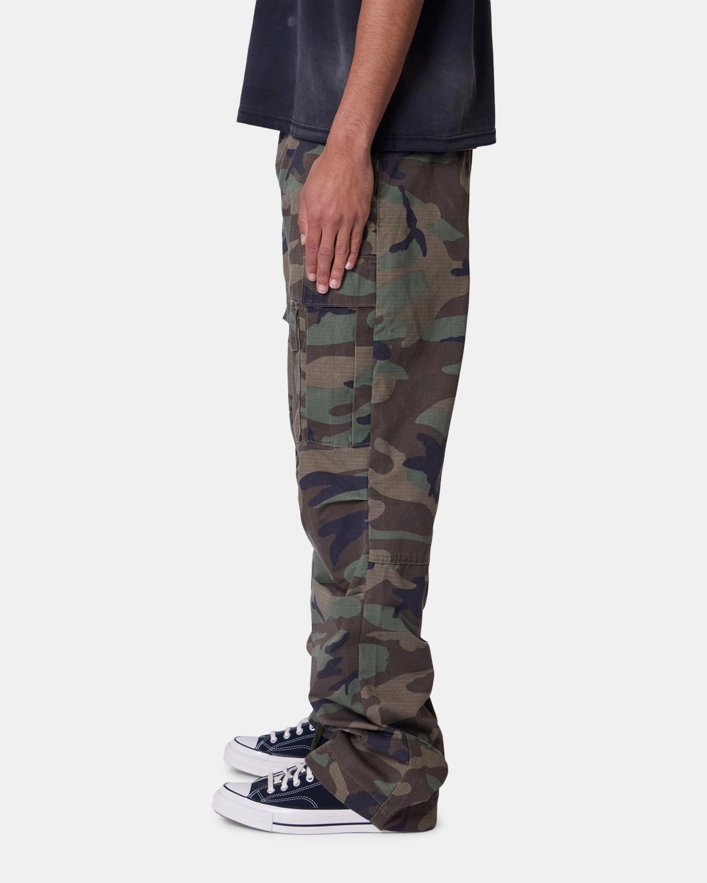 Work Essential MNML Ultra Baggy Cargo Pants Camo