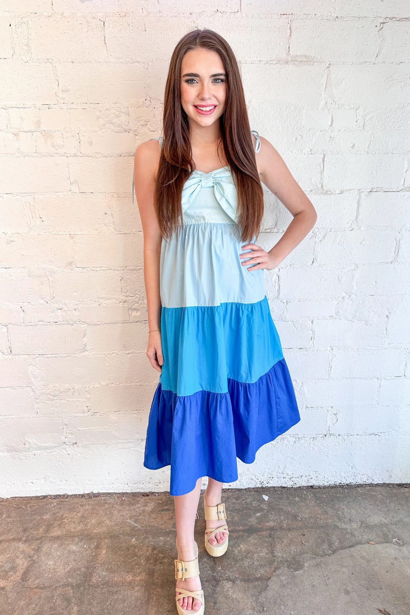 Relax Flex Sunny Lace Blair Midi Dress