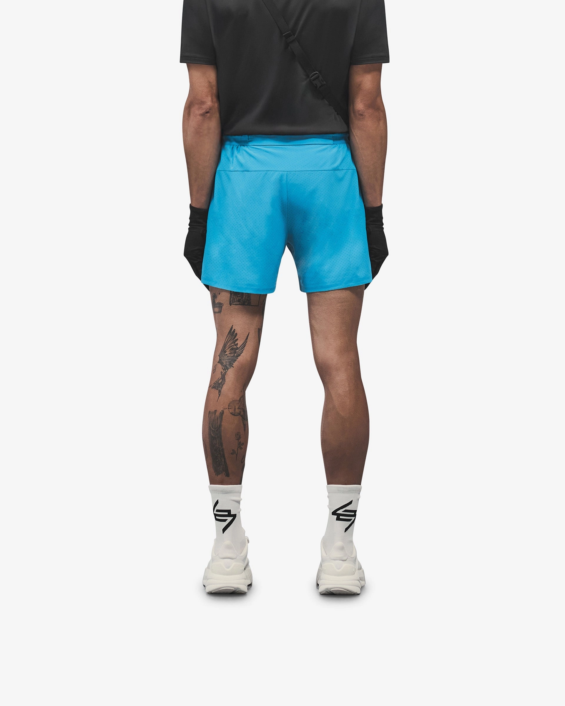 Sporty Look Chic Design 247 Trek Shorts - Electric Blue