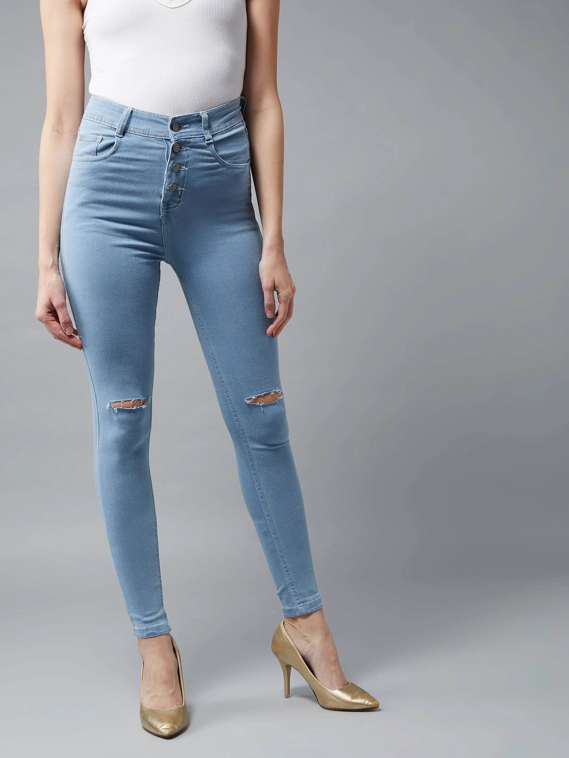Go-To Style Low Maintenance Women's Light Blue Skinny High-Rise Distressed Denim Jeans