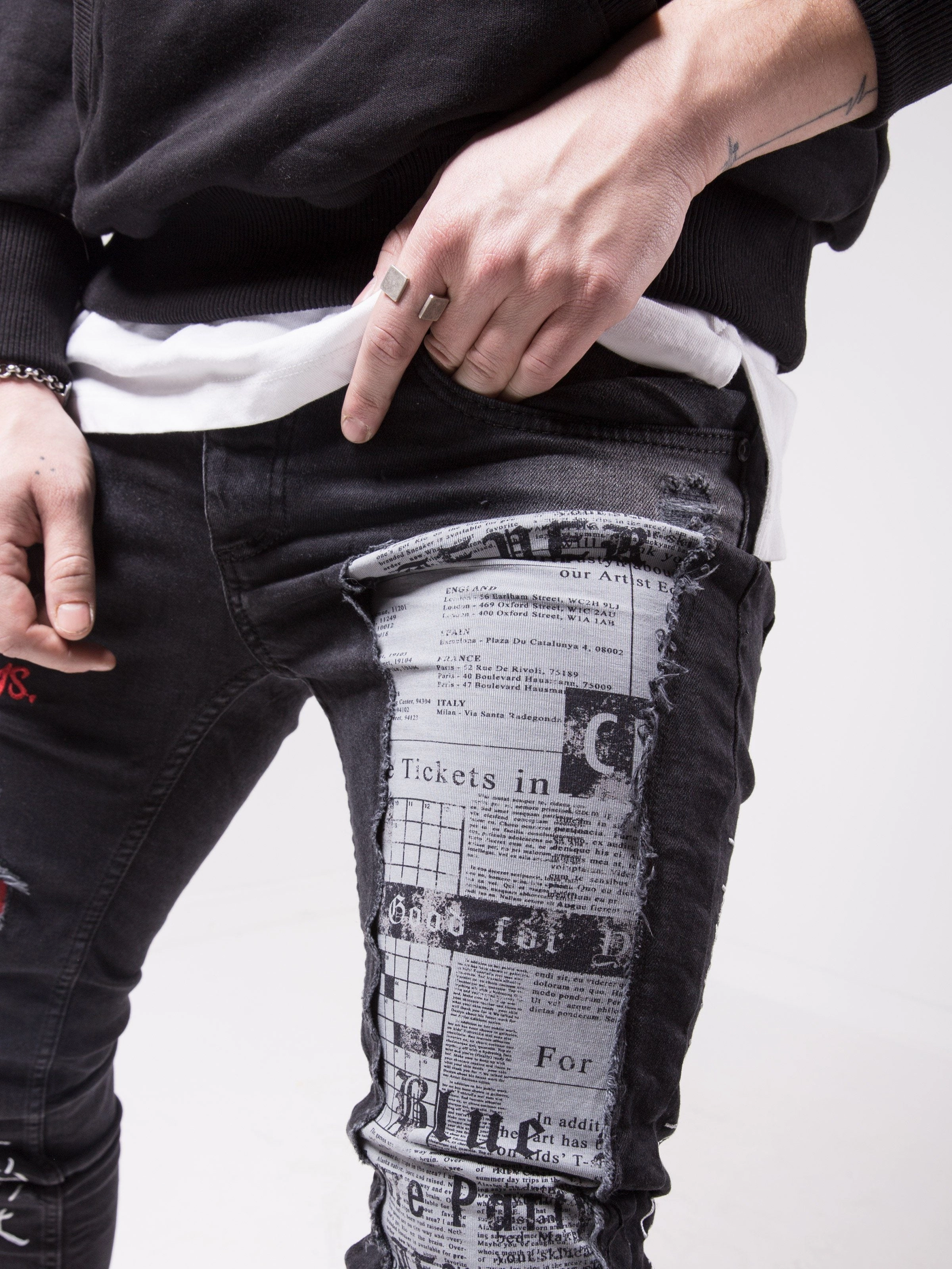 Vibrant Bold Look Street Fashion SKYSCRAPER