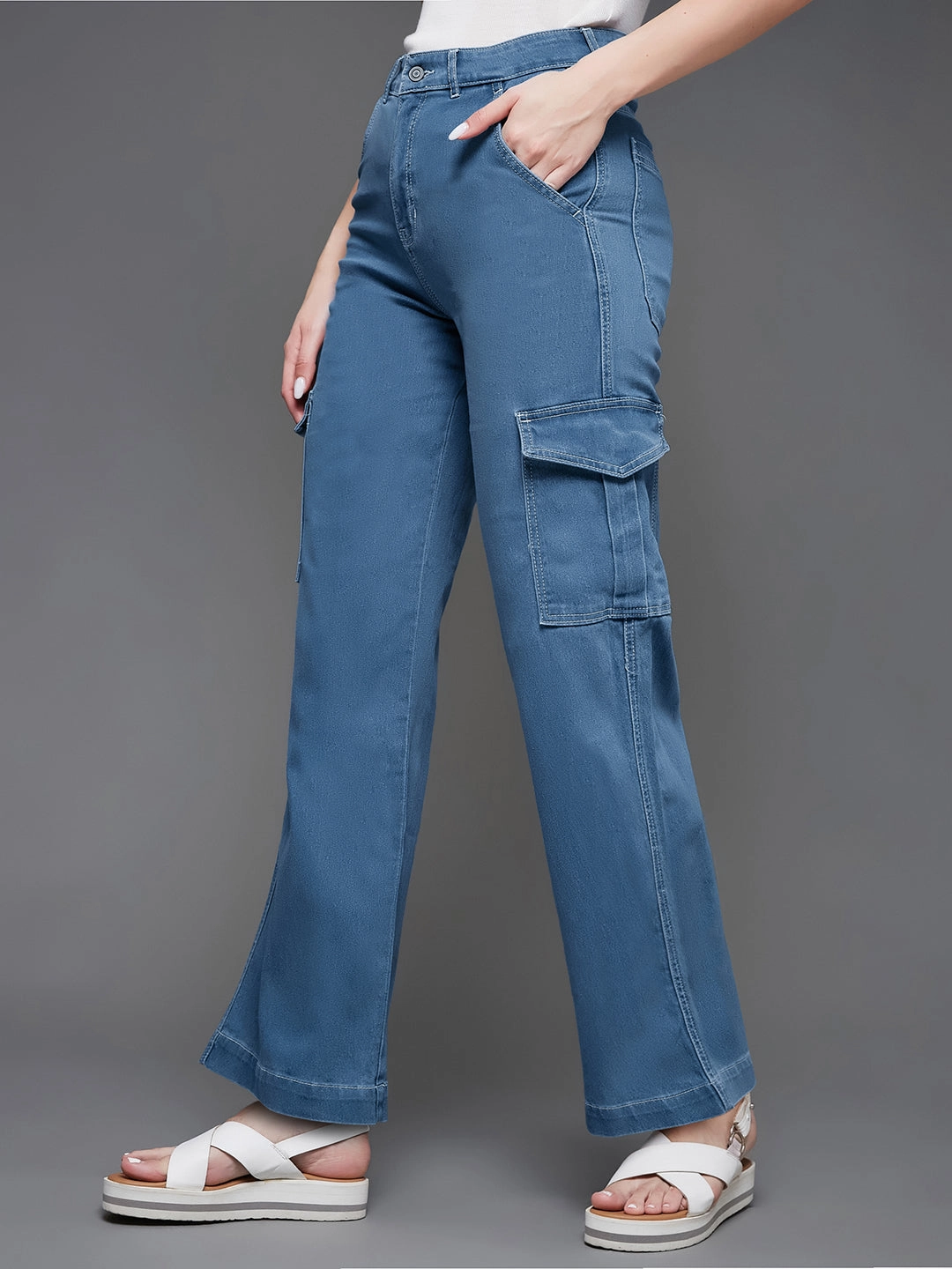 24/7 Comfort Blue Wide-Leg Cargo High-Rise Stretchable Denim Jeans Trend Friendly