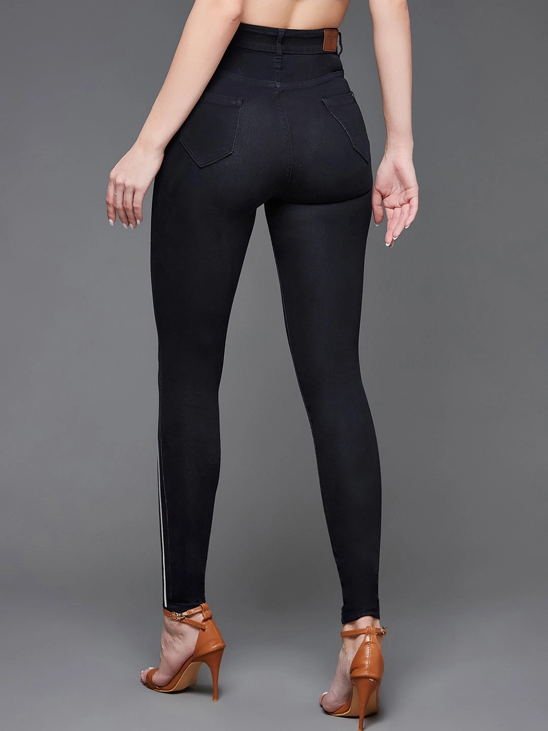 24/7 Comfort Black Slim-Fit Mid-Rise Twill Tape Detailing Crop Length Stretchable Denim Jeans Casual Energy Breathable Denim