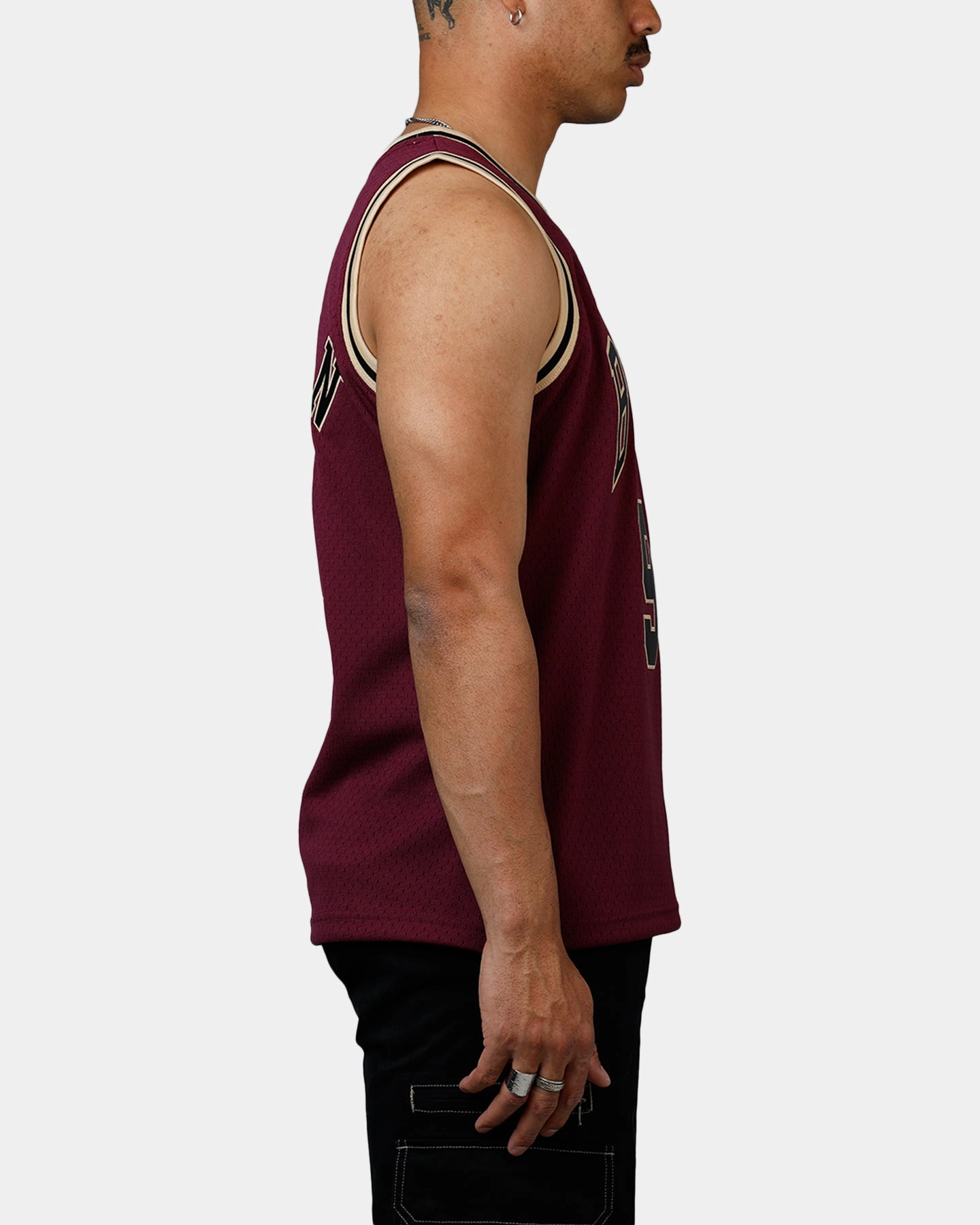 Mitchell & Ness Chicago Bulls Dennis Rodman 1997 Swingman Jersey Burgundy Cozy Blouse Recycled Polyester