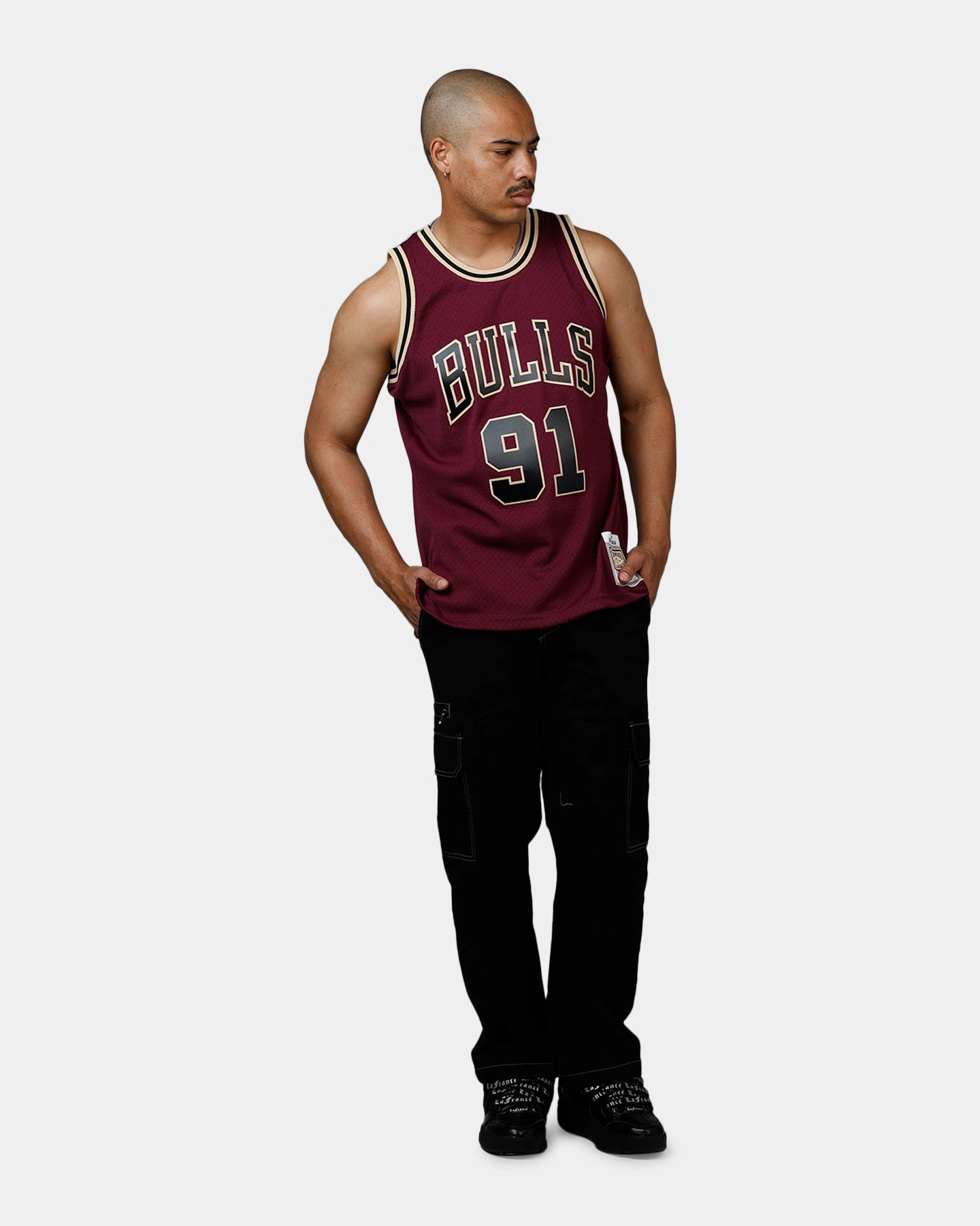 ReflectiveTrim Sustainable Textile Mitchell & Ness Chicago Bulls Dennis Rodman 1997 Swingman Jersey Burgundy