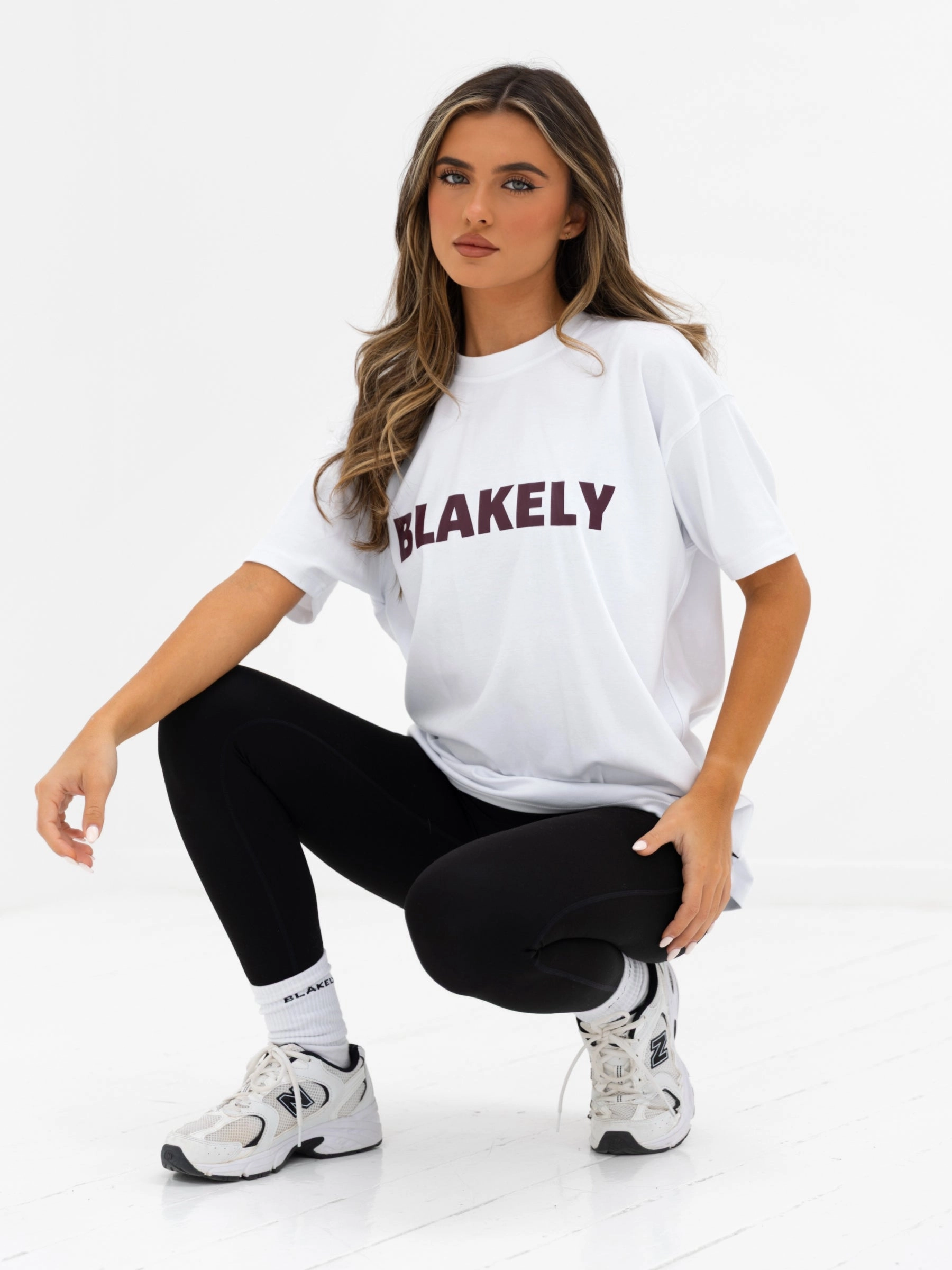 Comfy Stretch Wear Sophia Oversized T-Shirt - White & Dark Cherry