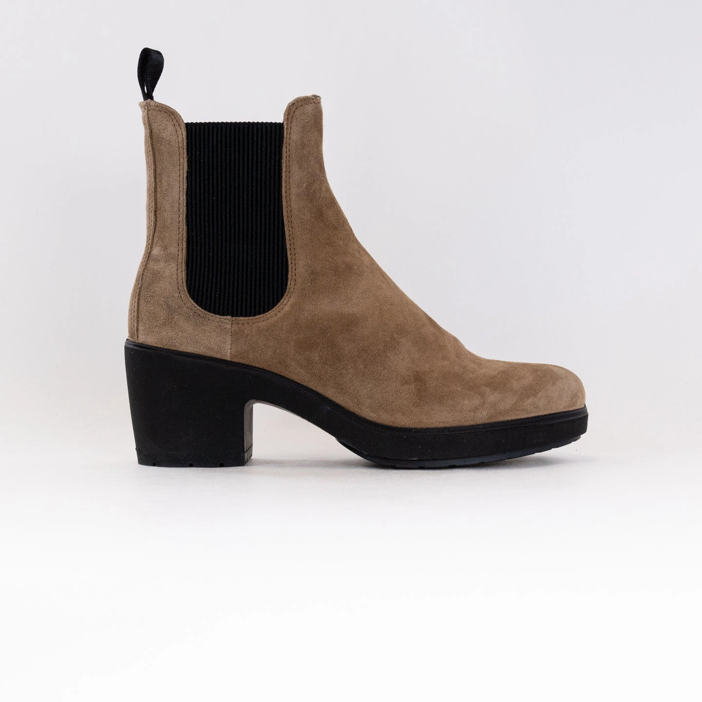 Teen Pick ECCO Metropole Zurich Chelsea Boot (Women's) - Camel