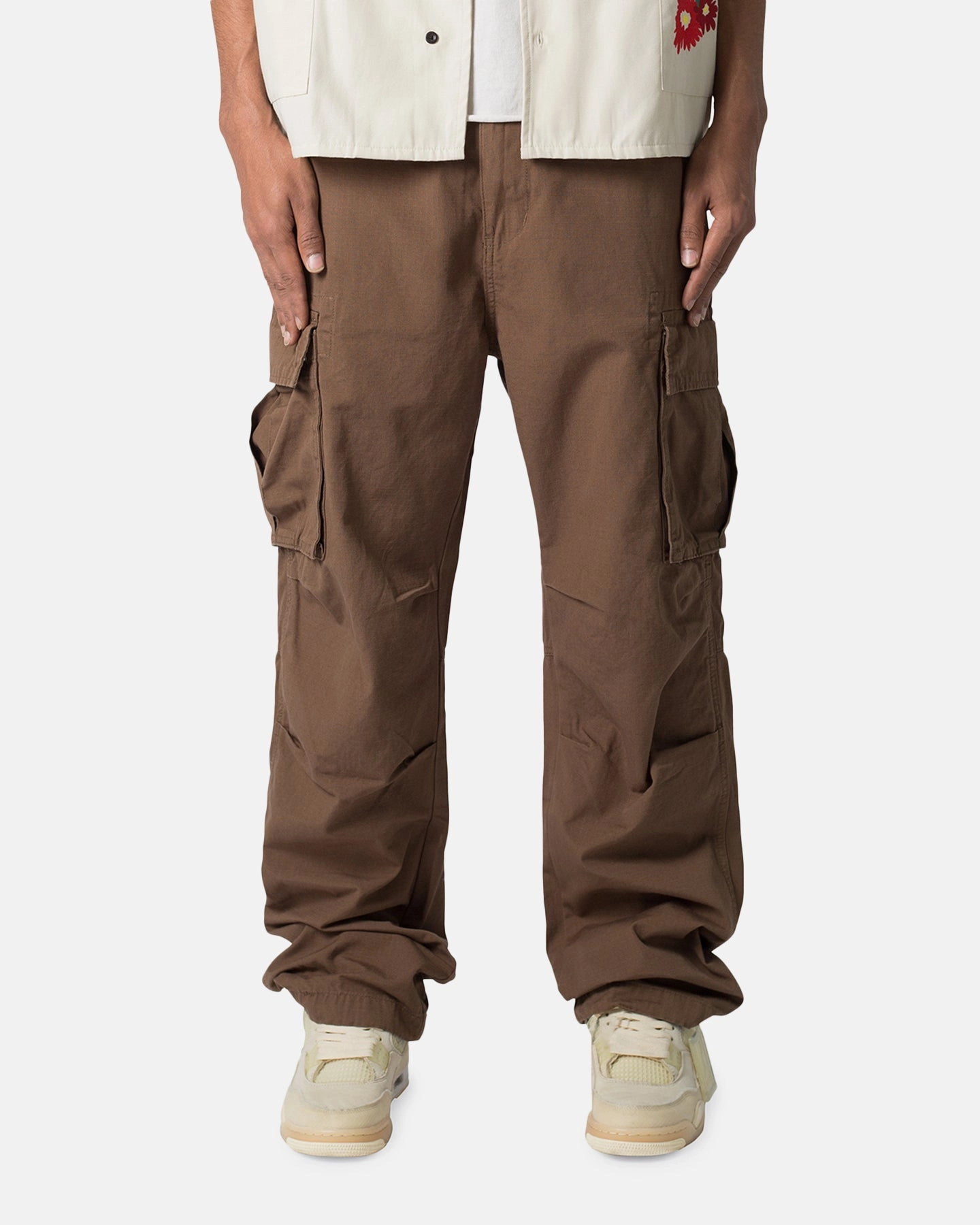 Chilly Day Wear MNML Ultra Baggy Vintage Cargo Pants Brown
