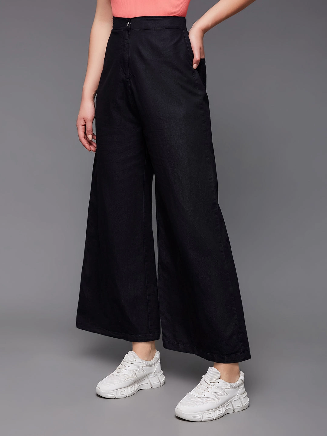 Casual Design Women's Black Wide-Leg High-Rise Clean-Look Light Weight Regular Length Denim Pants