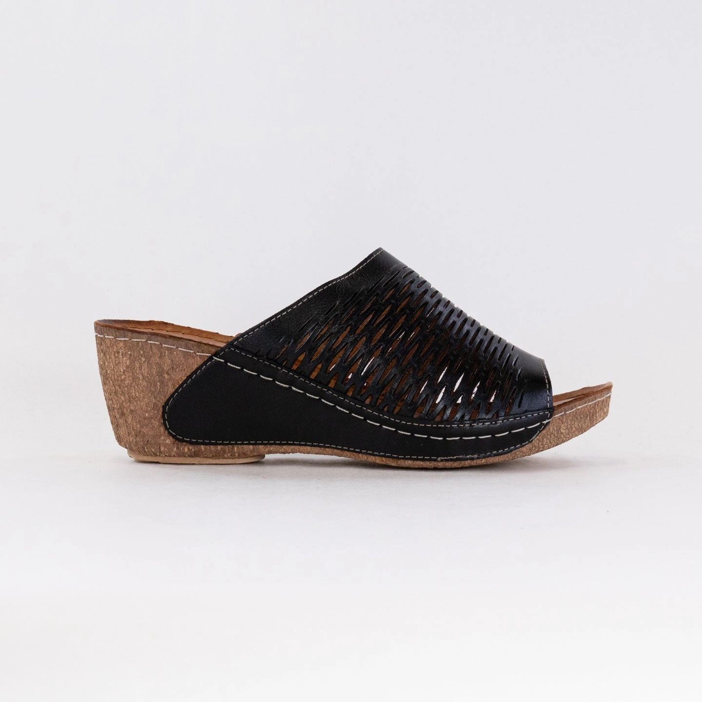 Spring Step Cunacena (Women's) - Black Quick Buckle