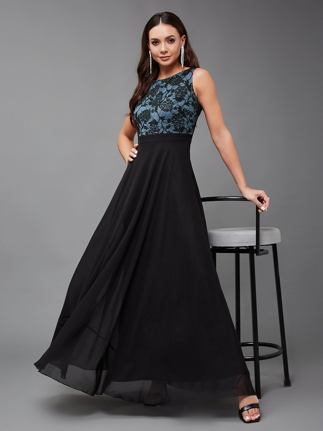 Easy-Storage Sunset Look Women's Blue & Black Round Neck Sleeveless Georgette Floral Lace Fit & Flare Maxi Dress