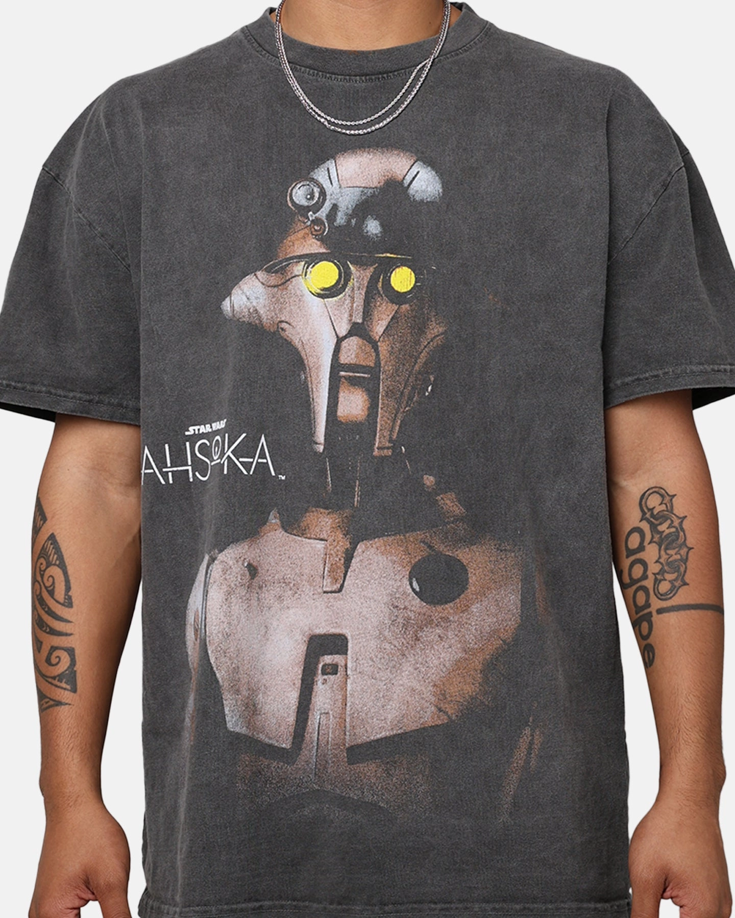 HeatSealed Seams Relaxed Look Star Wars Ahsoka Huyang Heavyweight T-Shirt Black Wash