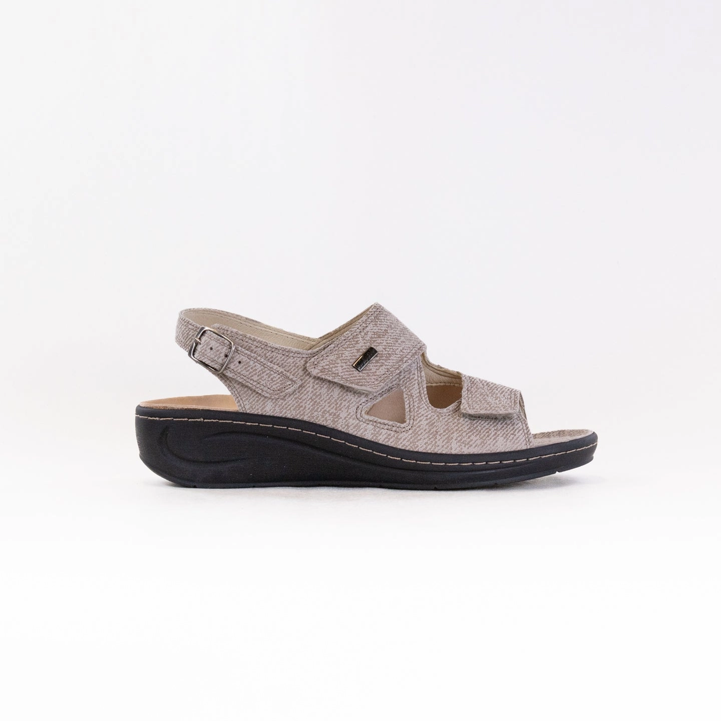 Air Trip Adjustable Sole Fidelio Vienna Sandal (Women's) - Earth