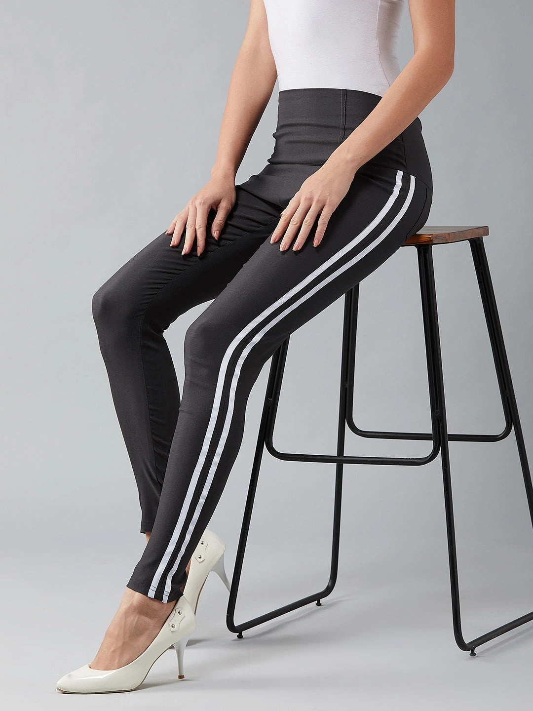 Lightweight Layer Casual Flex Women's Dark Grey Solid Knitted Skinny Twill Tape Detailing High-Waist Regular Length Treggings