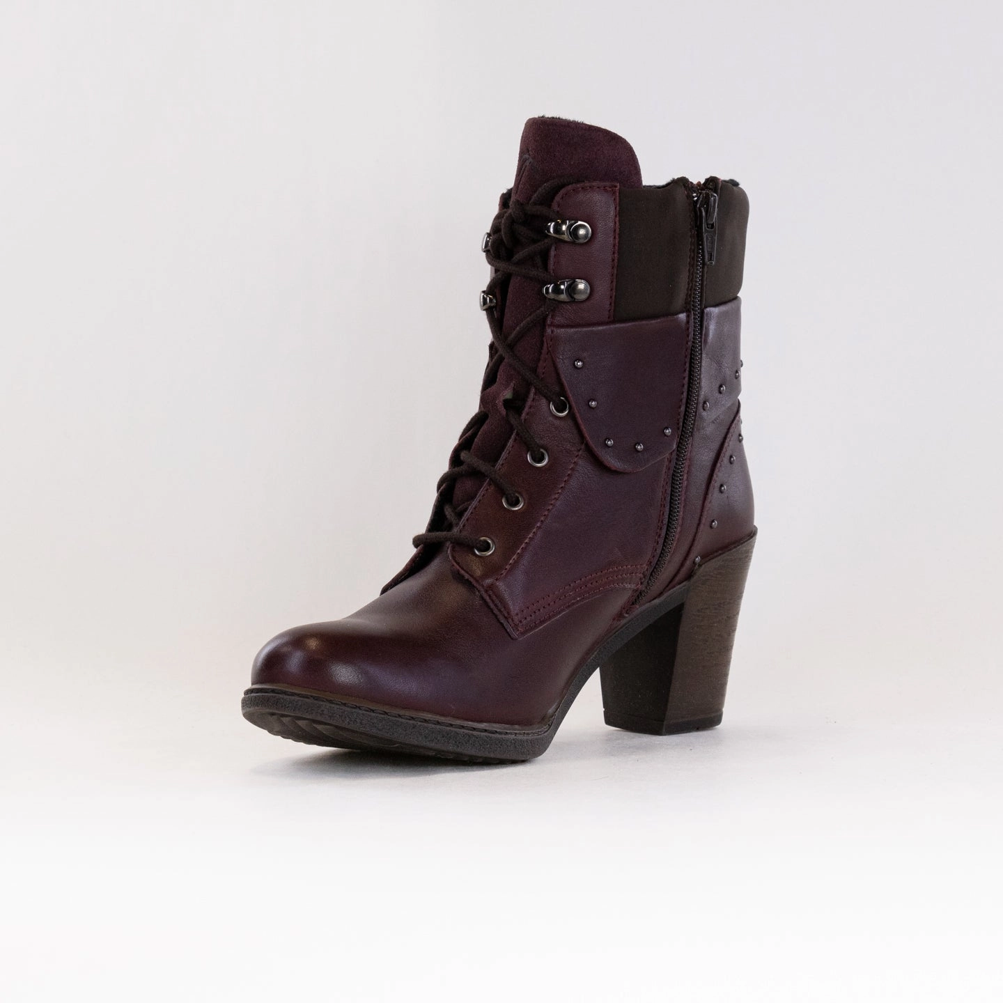 Dromedaris Gilly (Women's) - Wine Rain Adventure