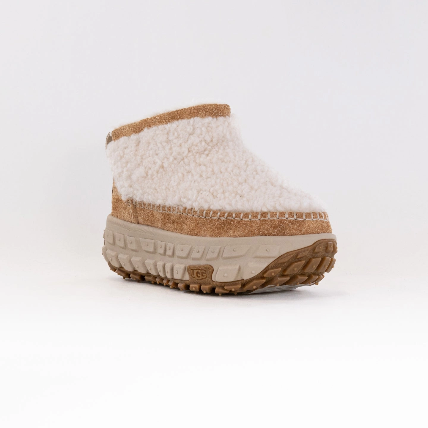UGG All Gender Venture Daze Ultra Mini Cozy (Women's) - Natural Sand Shade