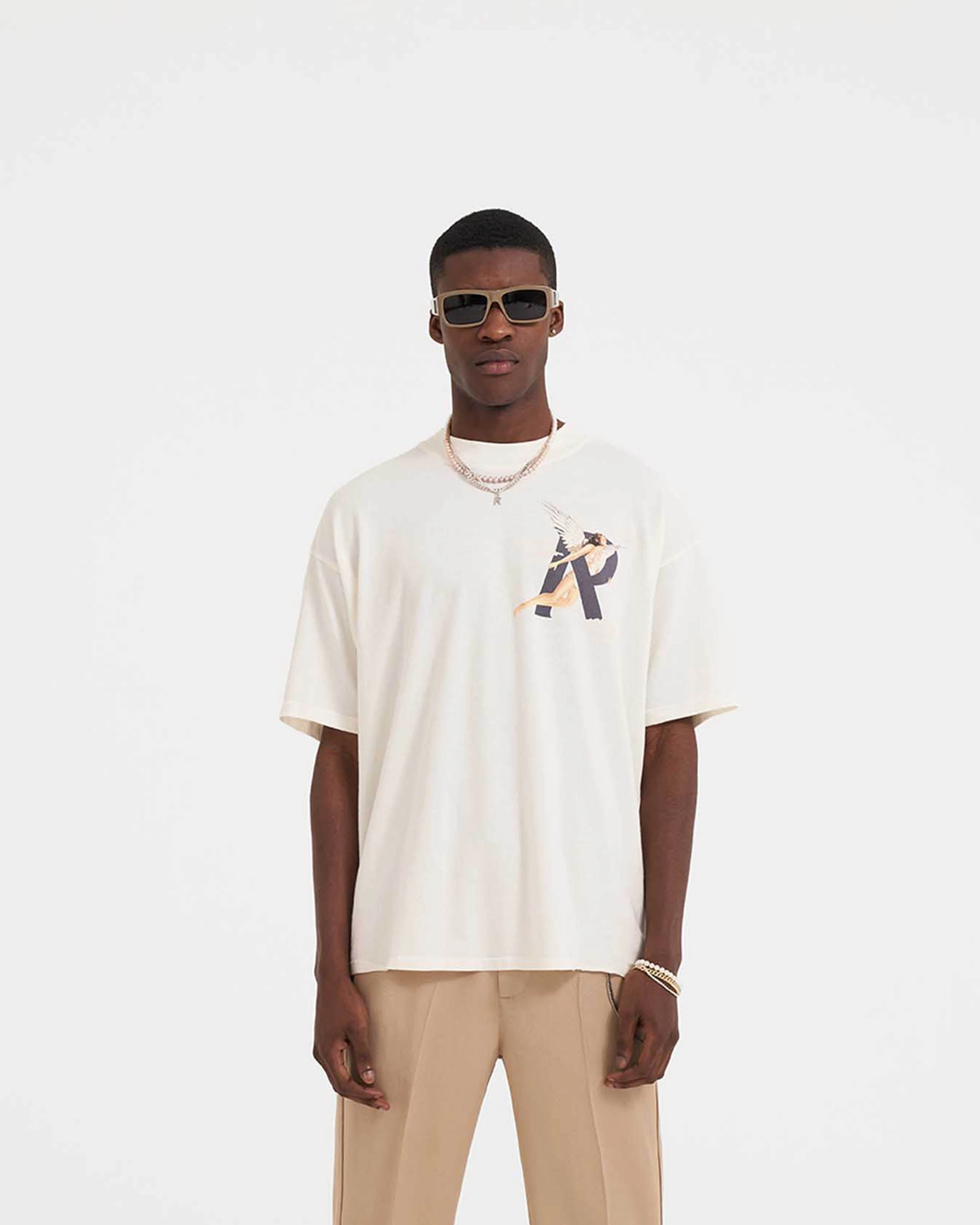 Storms In Heaven T-Shirt - Flat White Comfy Look