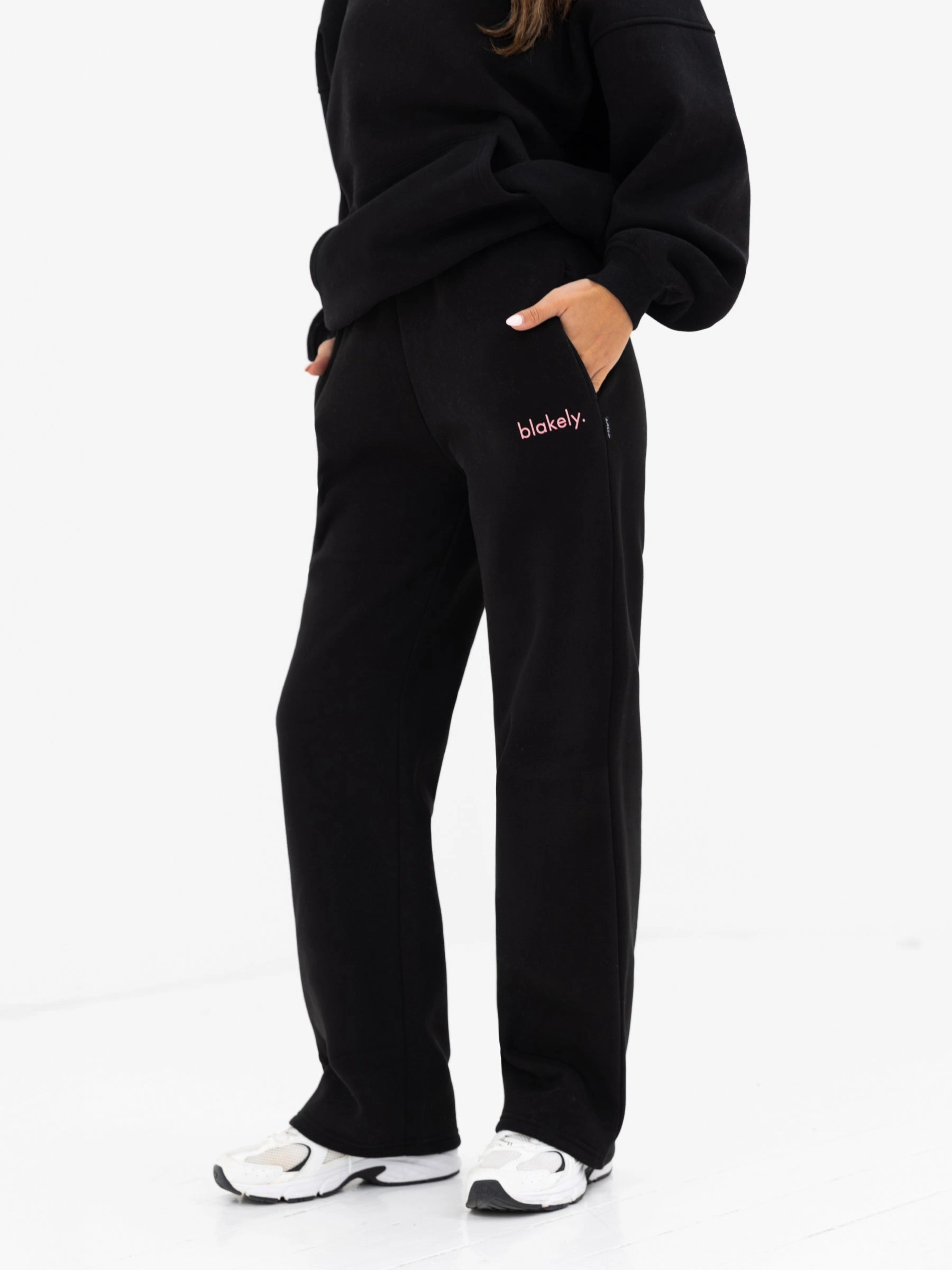HeatRegulating Lexi Wide Leg Sweatpants - Black
